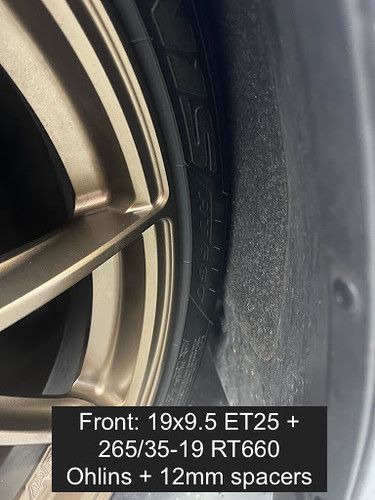 Grey BMW G20 Sedan 3 Series with 19" VS-5RS Apex wheels in Satin Bronze