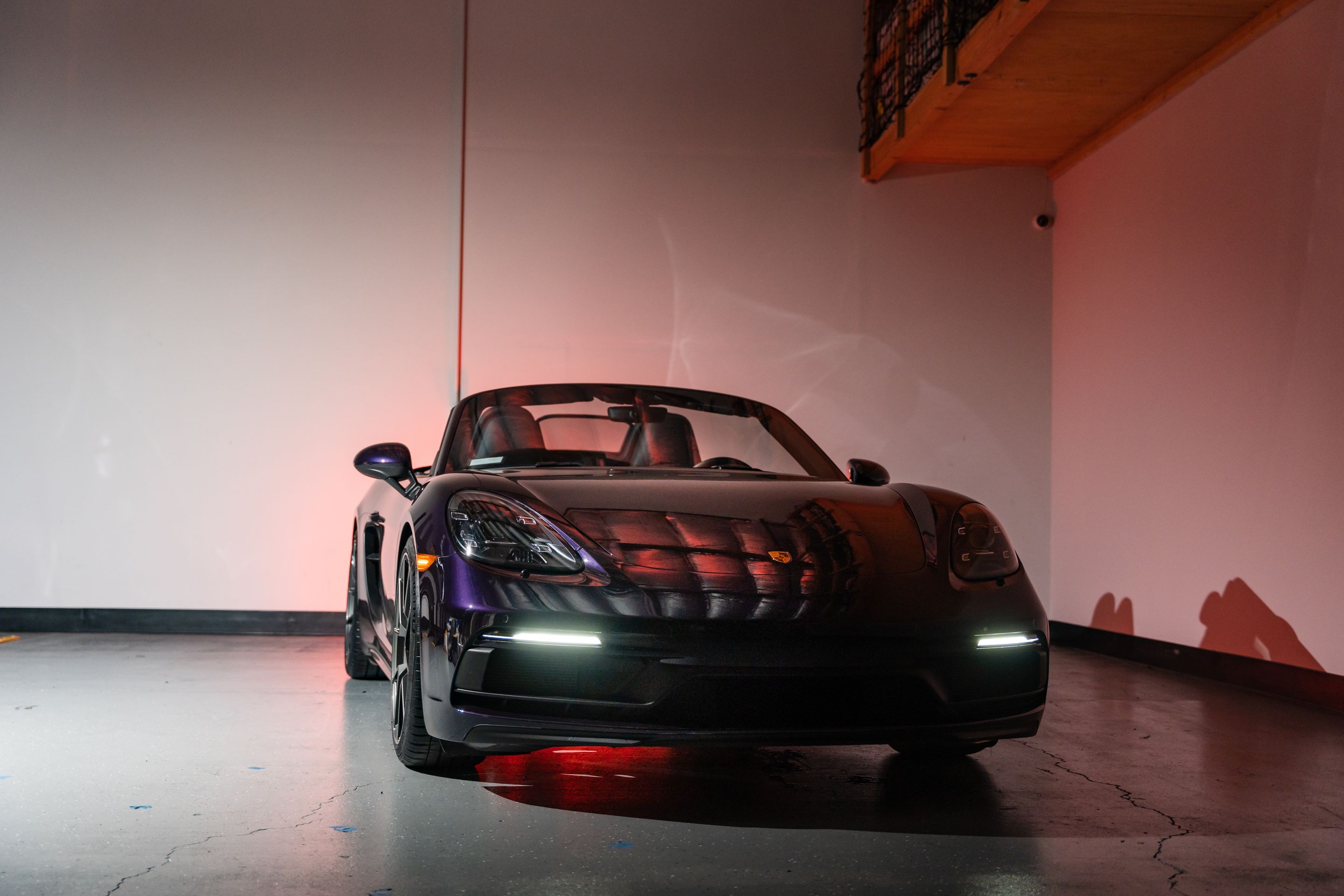 Purple Porsche 718 Boxster GTS 4.0L with 20" VS-5RS Apex wheels in Anthracite