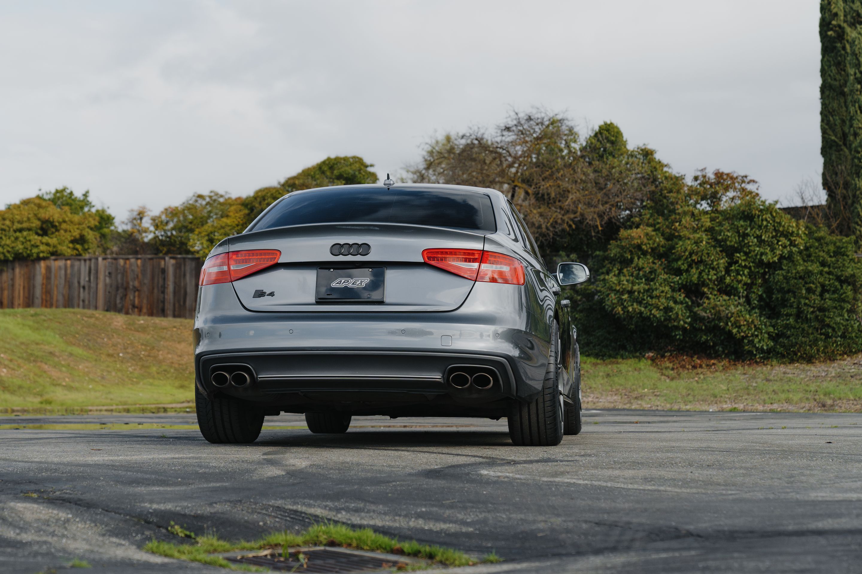 Grey Audi B8 S4 with 19" VS-5RS Apex wheels in Anthracite