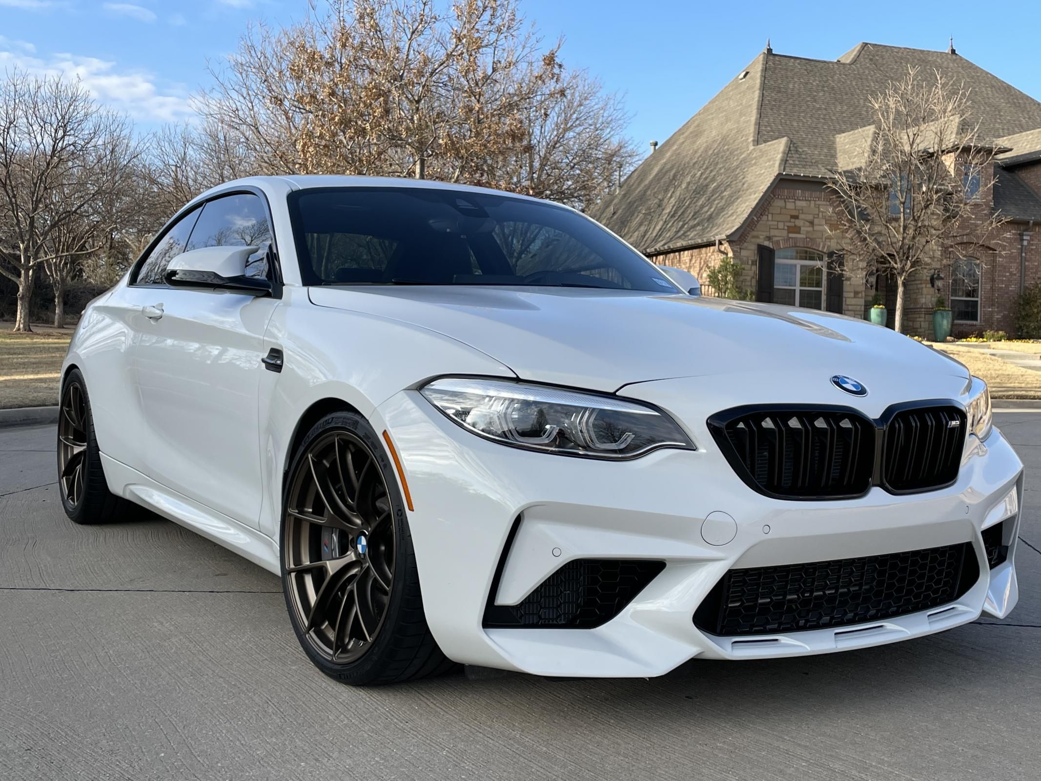 White BMW F87 M2 with 19" VS-5RS Apex wheels in Satin Bronze