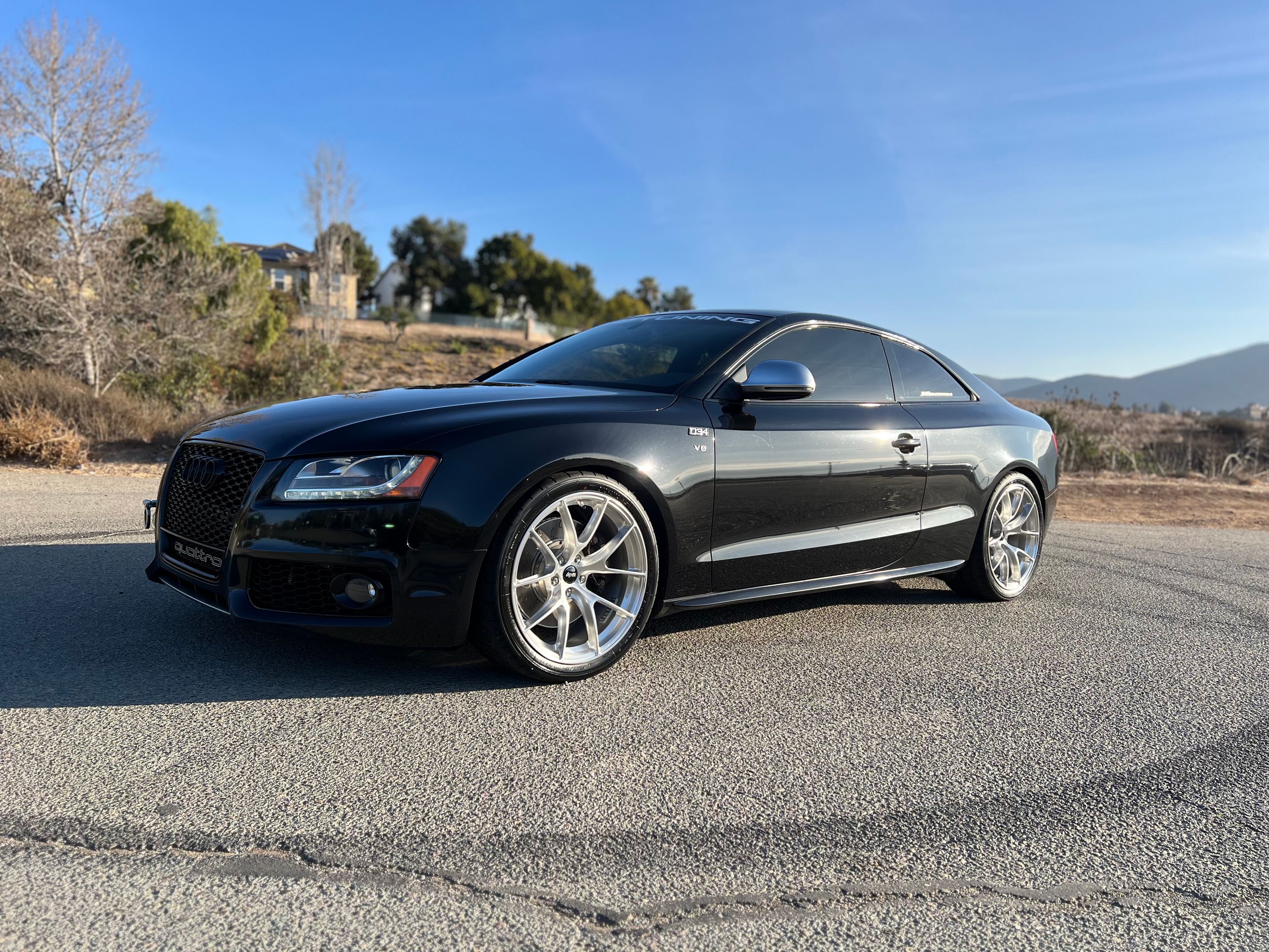 Black Audi B8 S5 with 19" VS-5RS Apex wheels in Brushed Clear