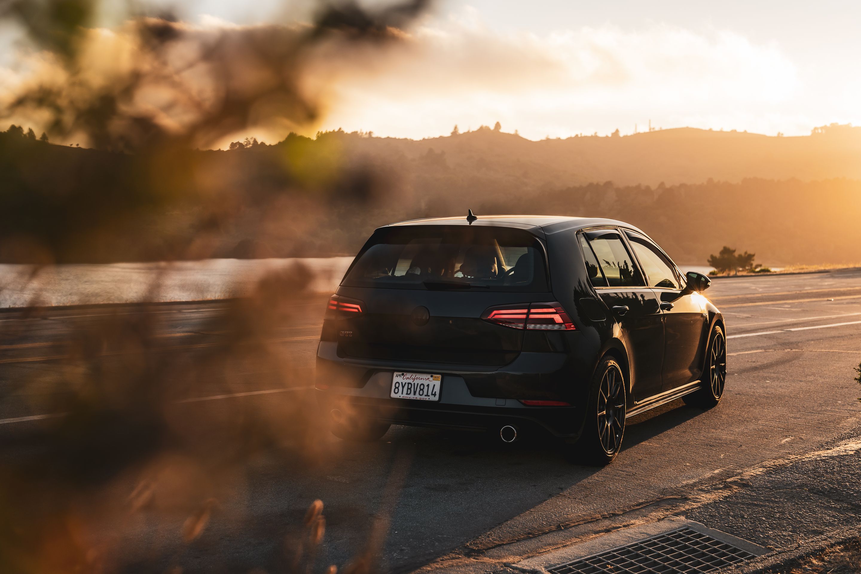 Black VW MK7 GTI with 17" SM-10 Apex wheels in Anthracite