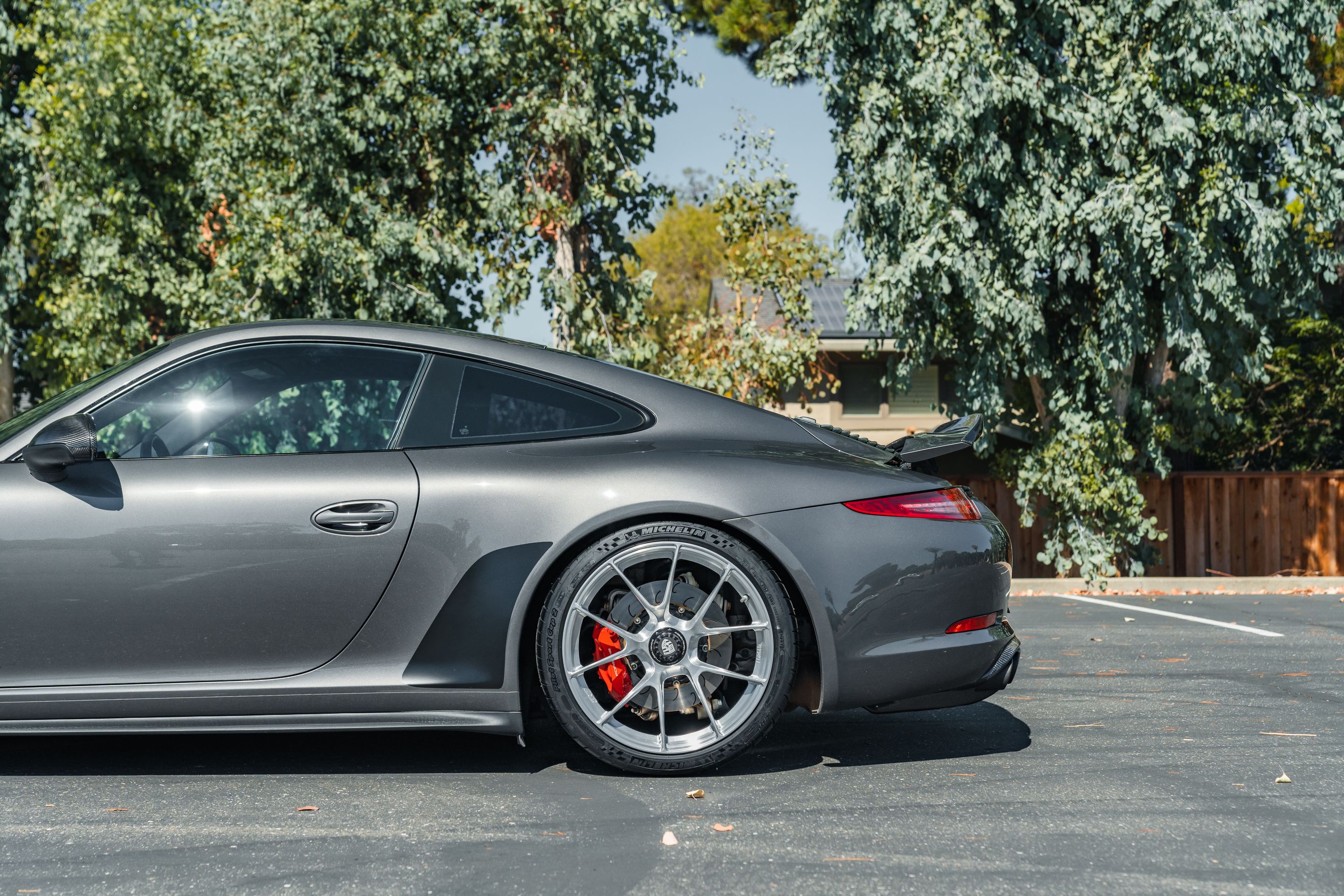 Grey Porsche 911 991.1 Carrera GTS with 20" VS-5RS Apex wheels in Brushed Clear