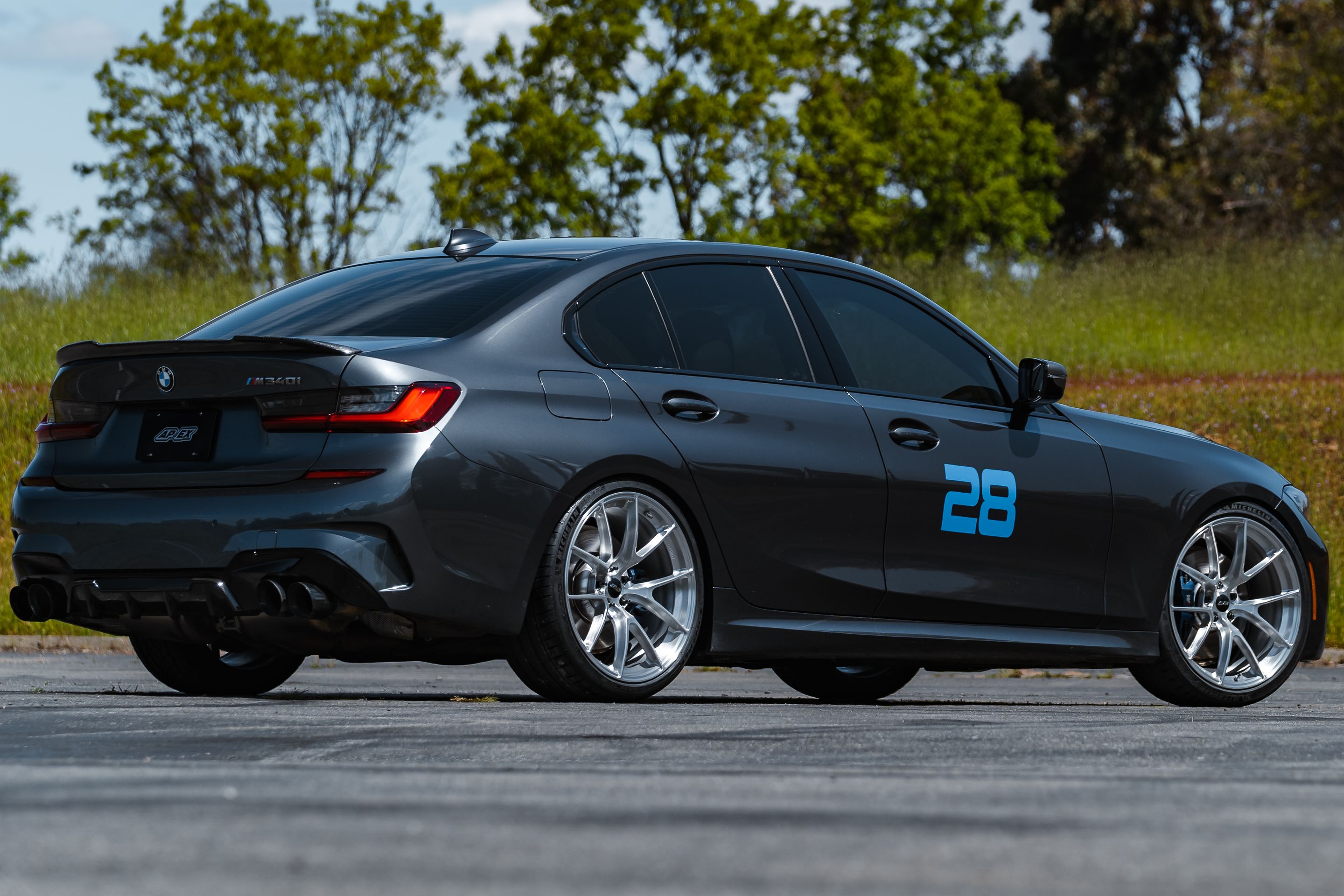 Grey BMW G20 Sedan 3 Series with 20" VS-5RS Apex wheels in Brushed Clear