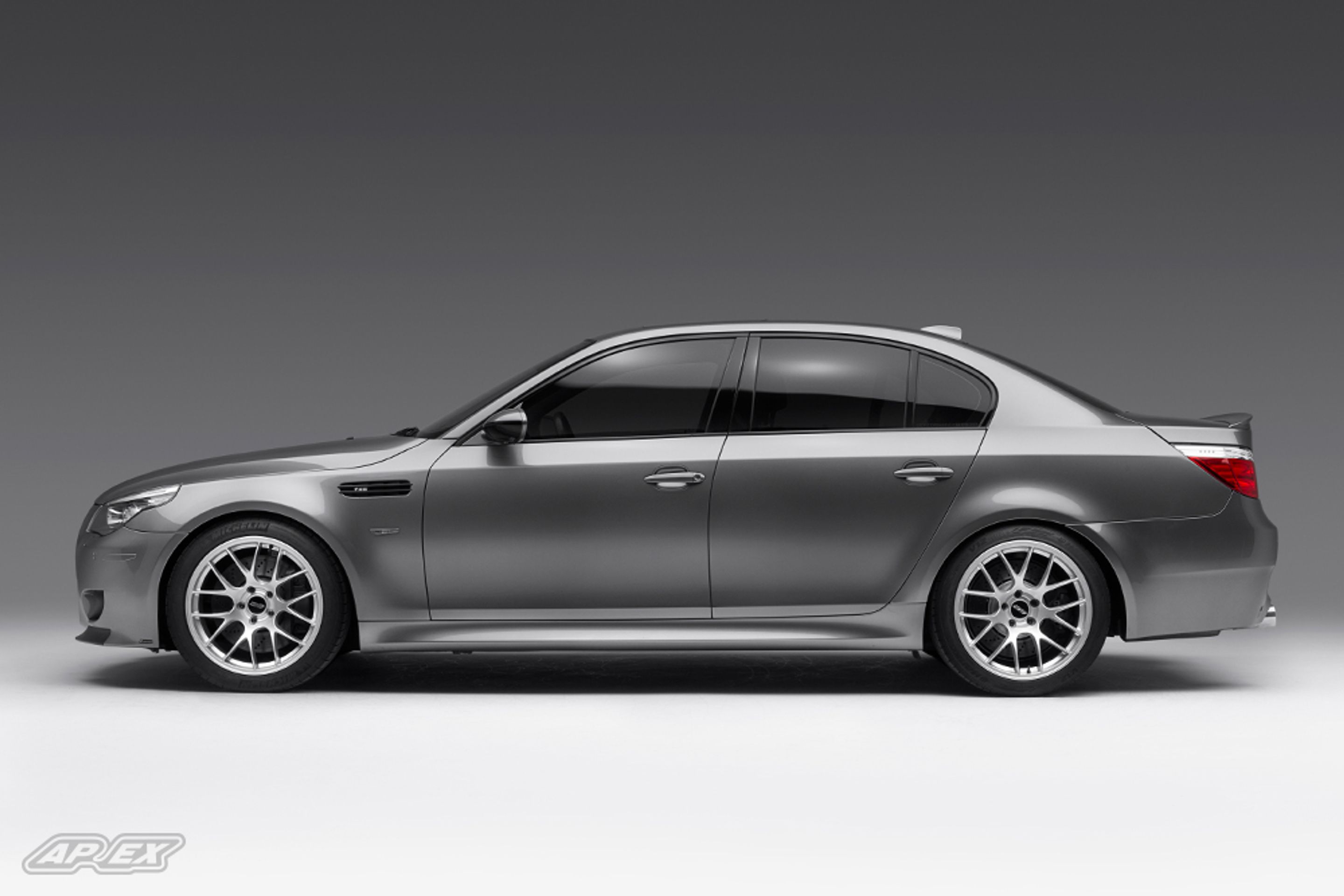 Grey BMW E60 M5 with 19" EC-7 Apex wheels in Race Silver