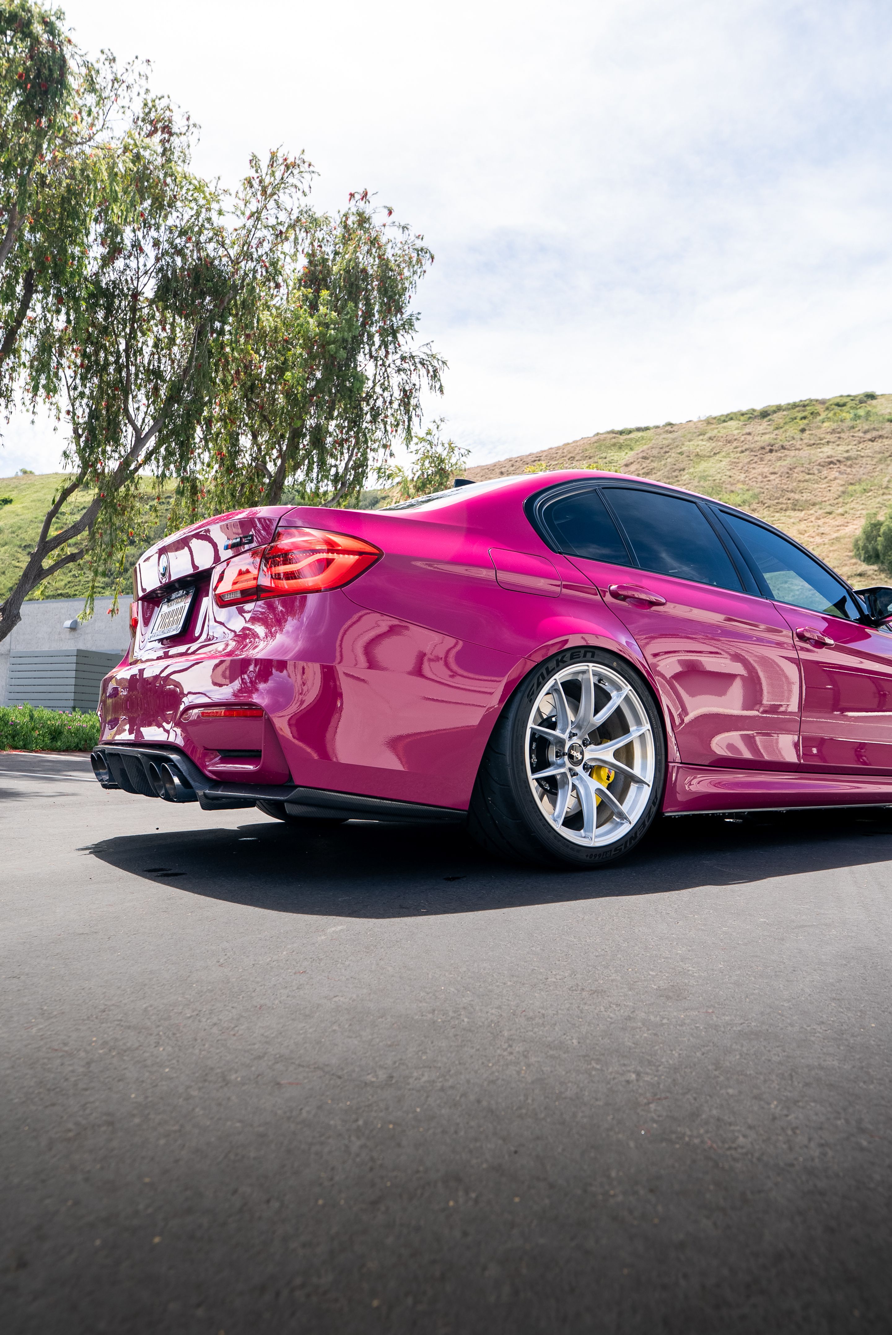Pink BMW F80 M3 with 19" VS-5RS Apex wheels in Brushed Clear