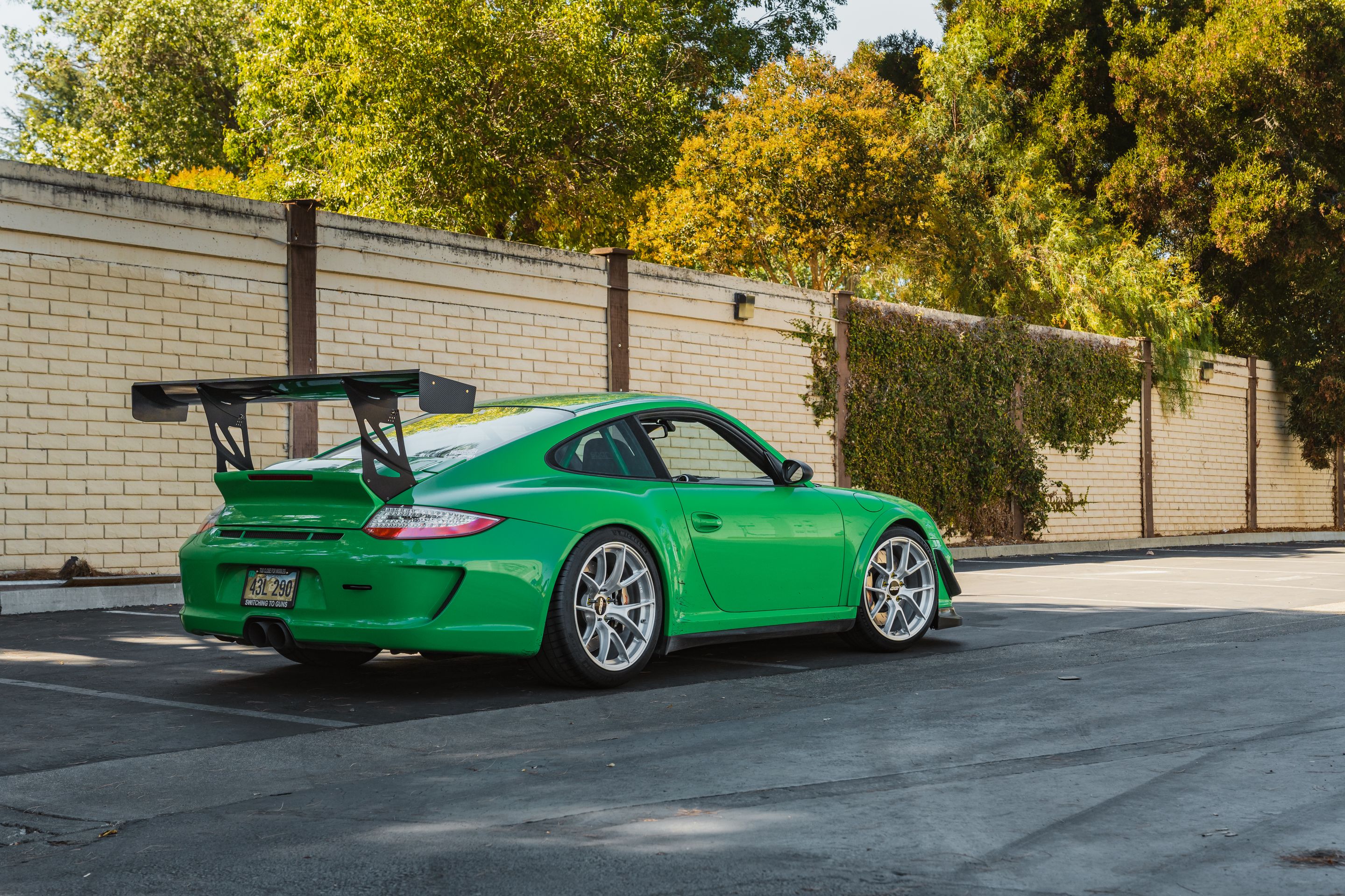 Green Porsche 911 997 GT3 RS with 19" VS-5RS Apex wheels in Brushed Clear