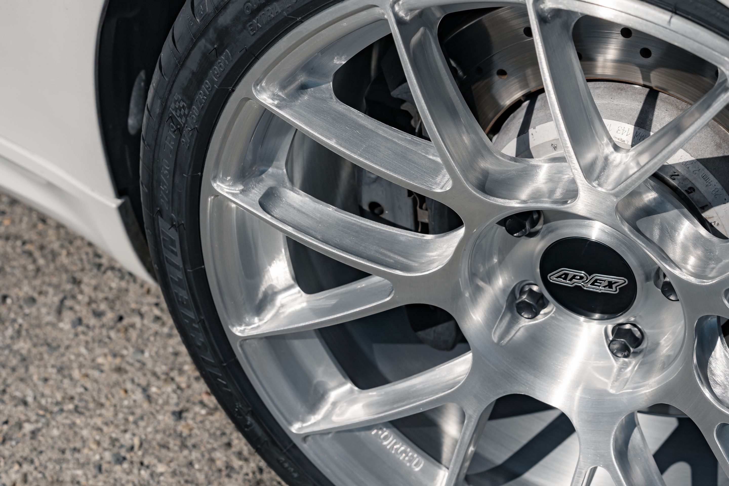 White BMW E92 Coupe M3 with 19" EC-7RS Apex wheels in Brushed Clear