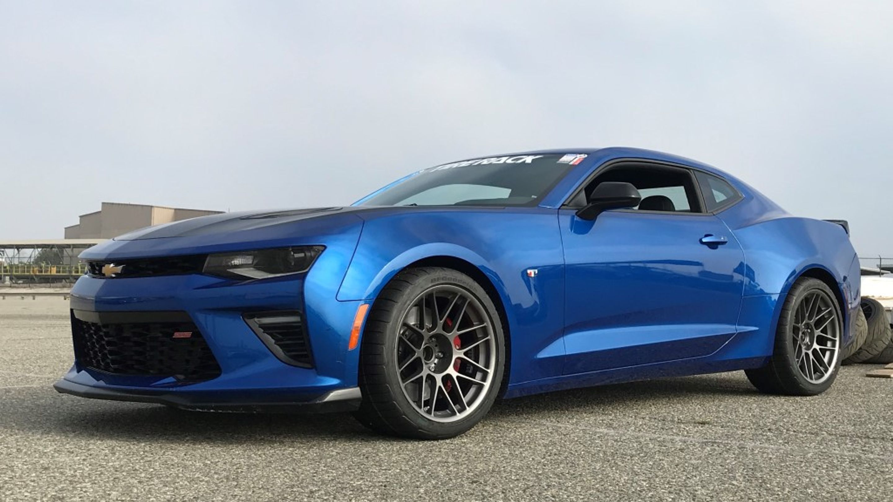 Blue Chevrolet 6th Gen Camaro SS 1LE with 19" ARC-8 Apex wheels in Anthracite