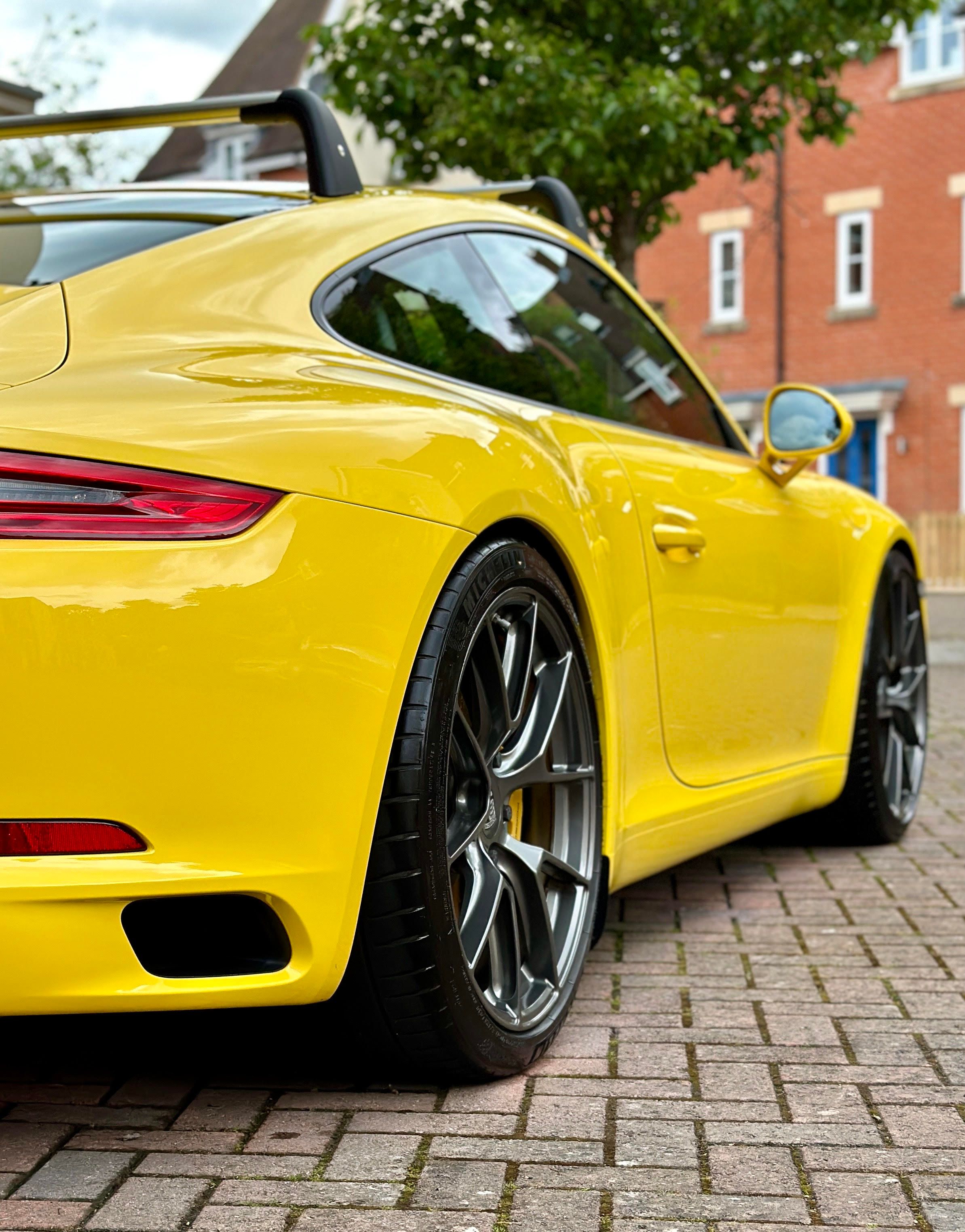 Yellow Porsche 911 991.2 Carrera T with 20" VS-5RS Apex wheels in Anthracite