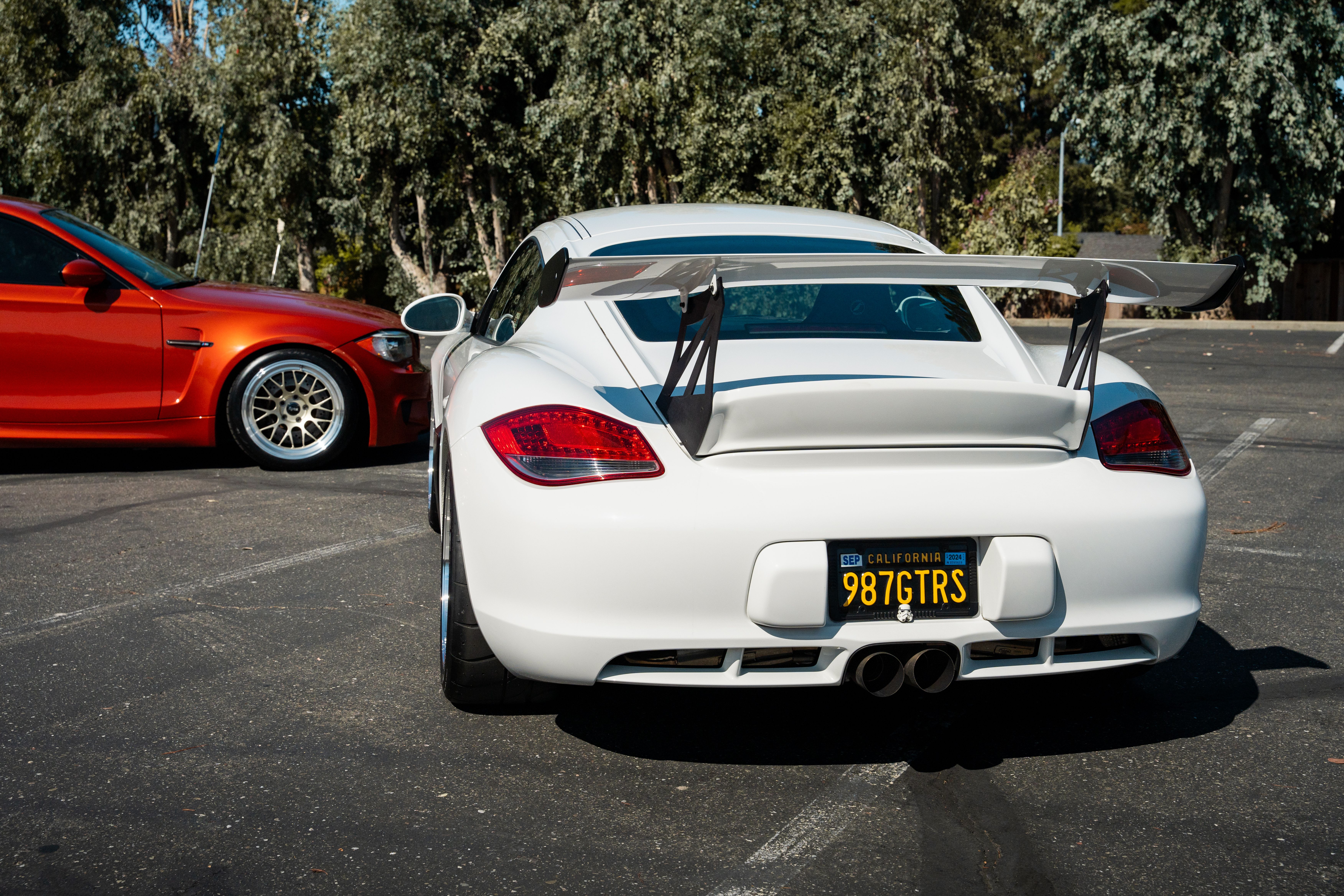 Porsche 987 Cayman Base with 18