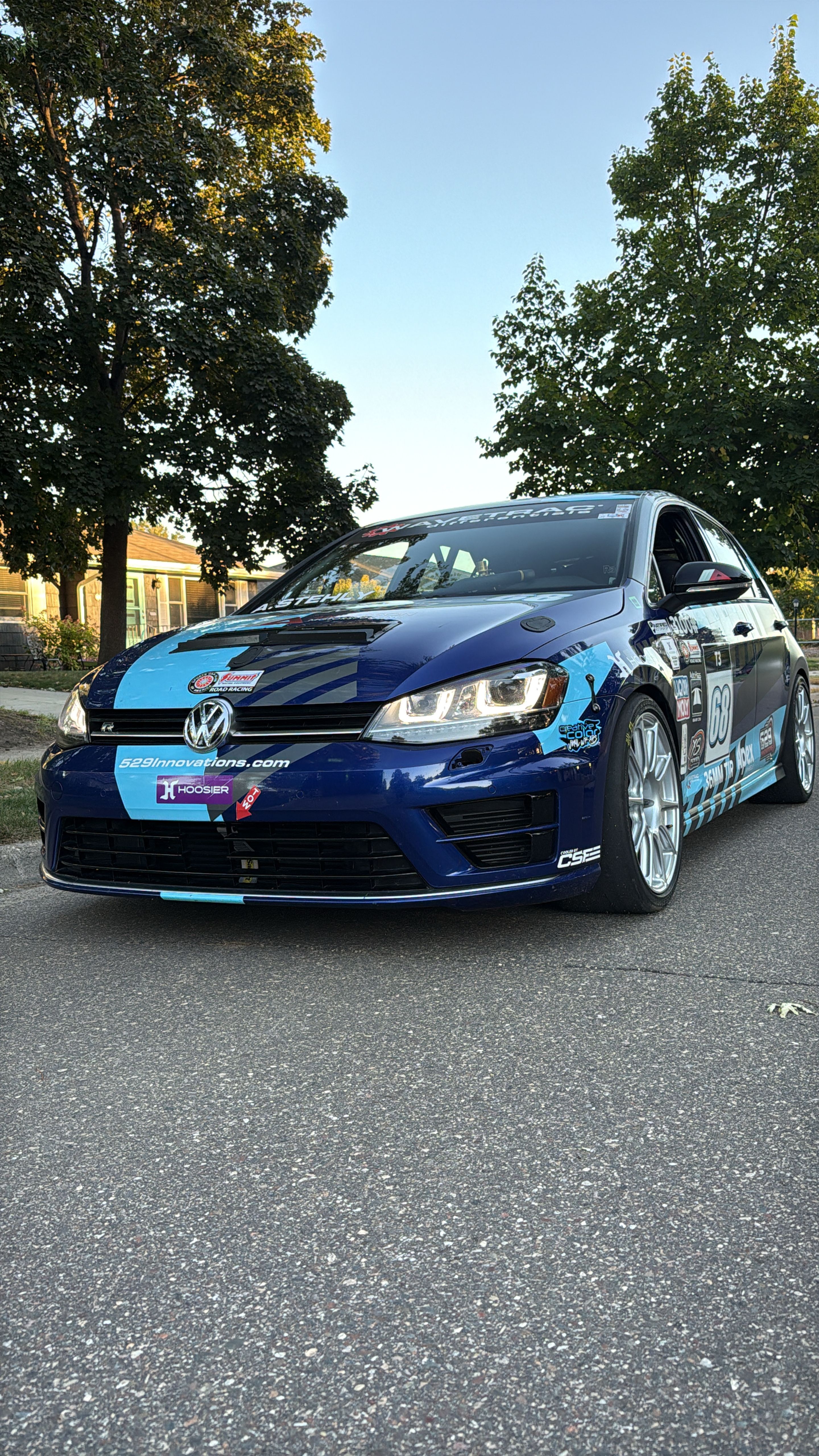 Race Livery VW MK7 Golf R with 18" SM-10 Apex wheels in Race Silver