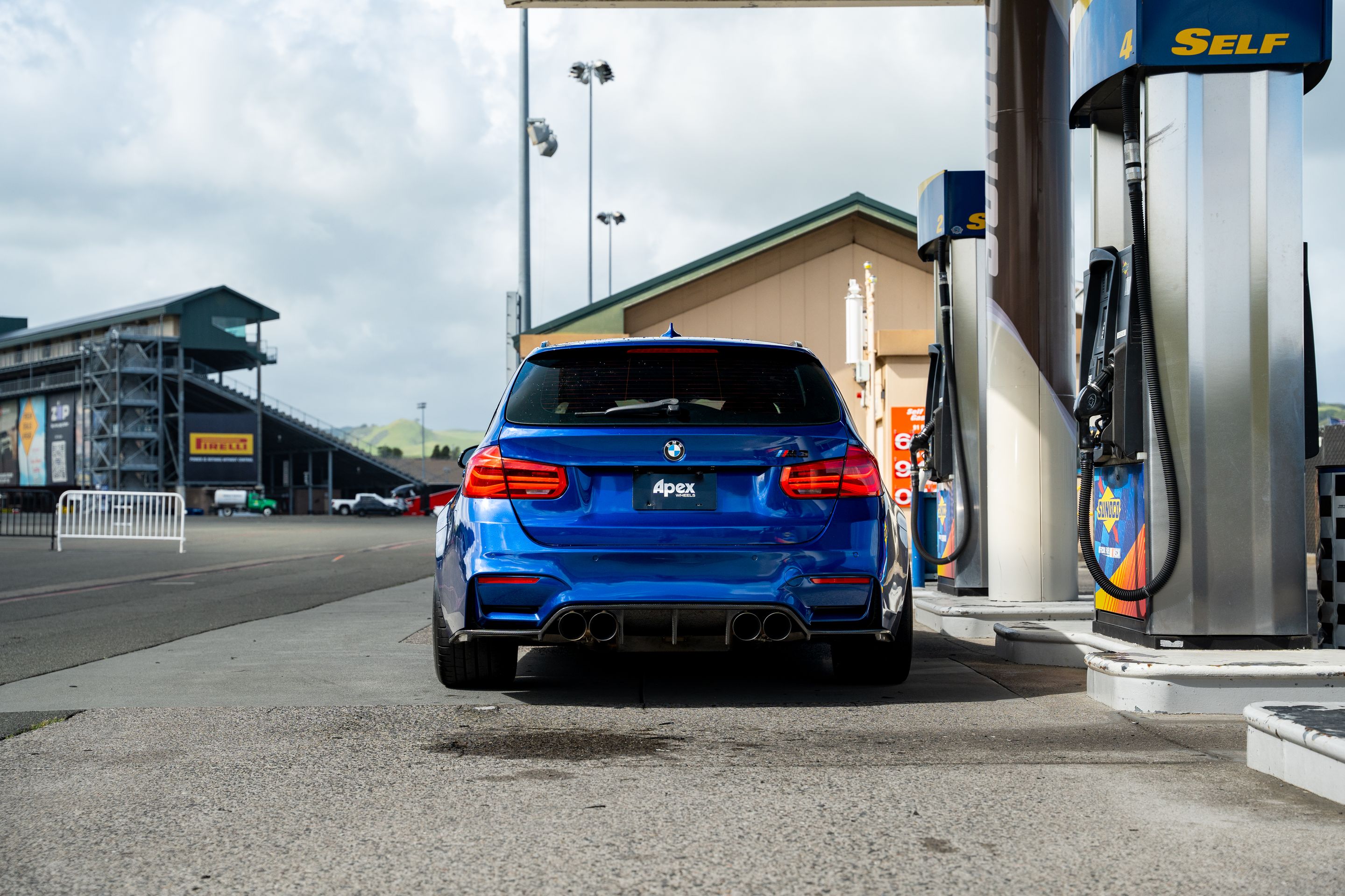 Blue BMW F80 M3 with 18" ML-10RT Apex wheels in Machined Lip Gloss Motorsport Gold