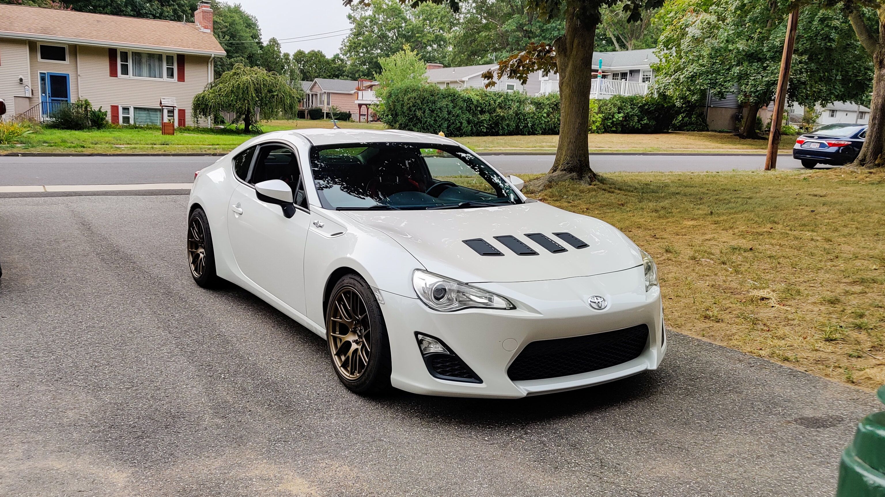 Scion FR-S with 17