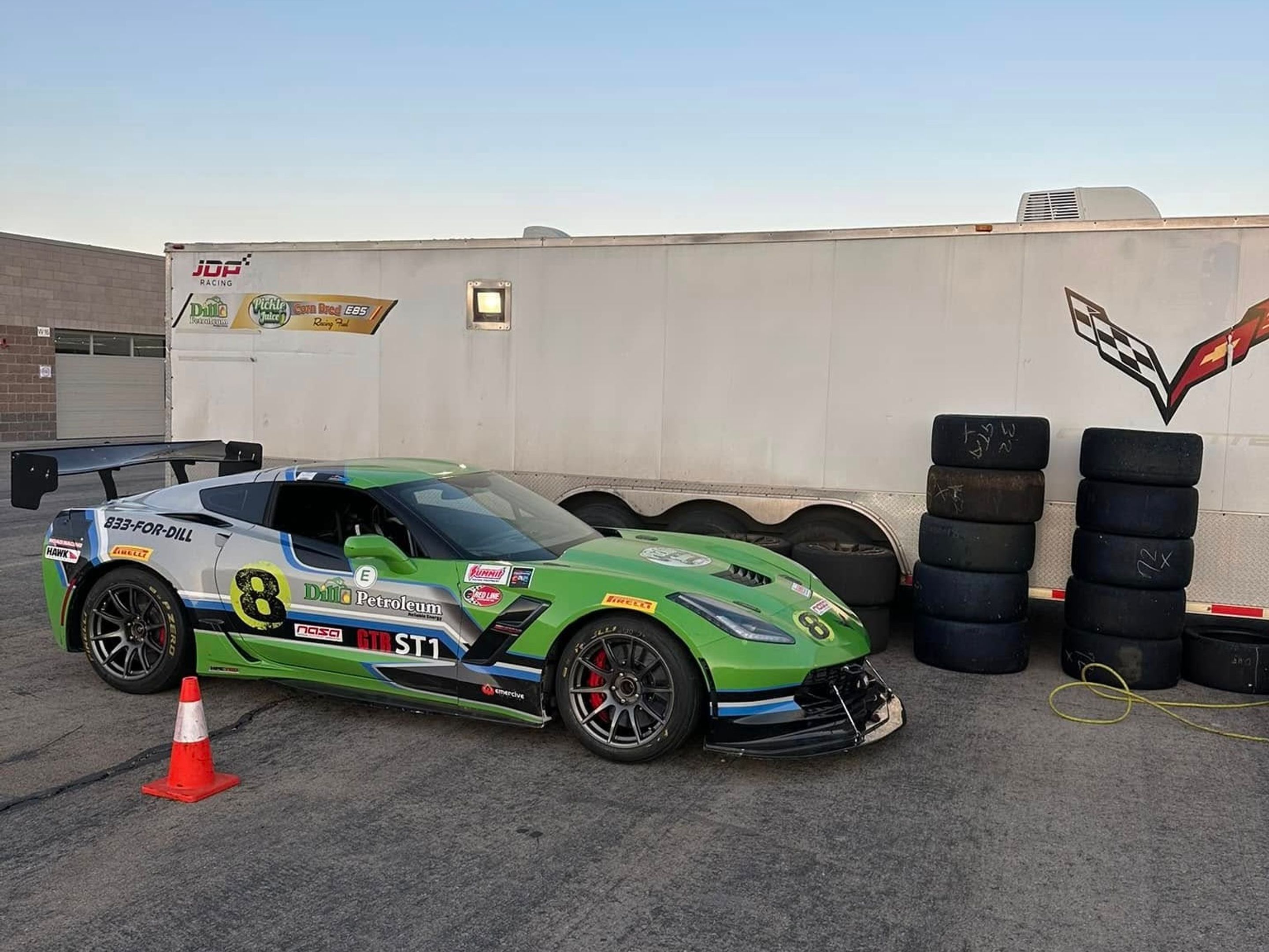Multicolor Chevrolet C7 Corvette Grand Sport with 18" SM-10 Apex wheels in Anthracite