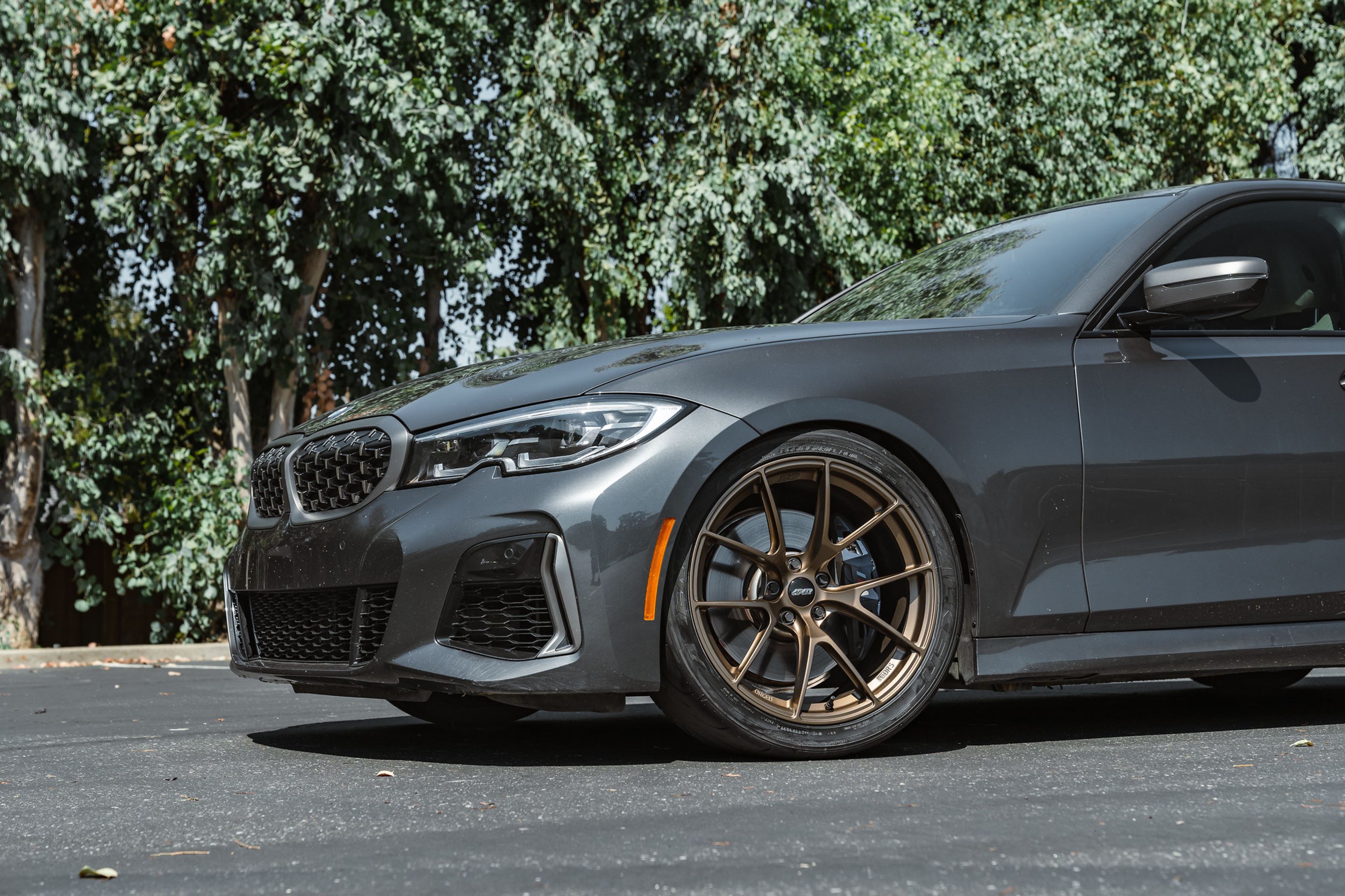 Grey BMW G20 Sedan 3 Series with 19" VS-5RS Apex wheels in Satin Bronze