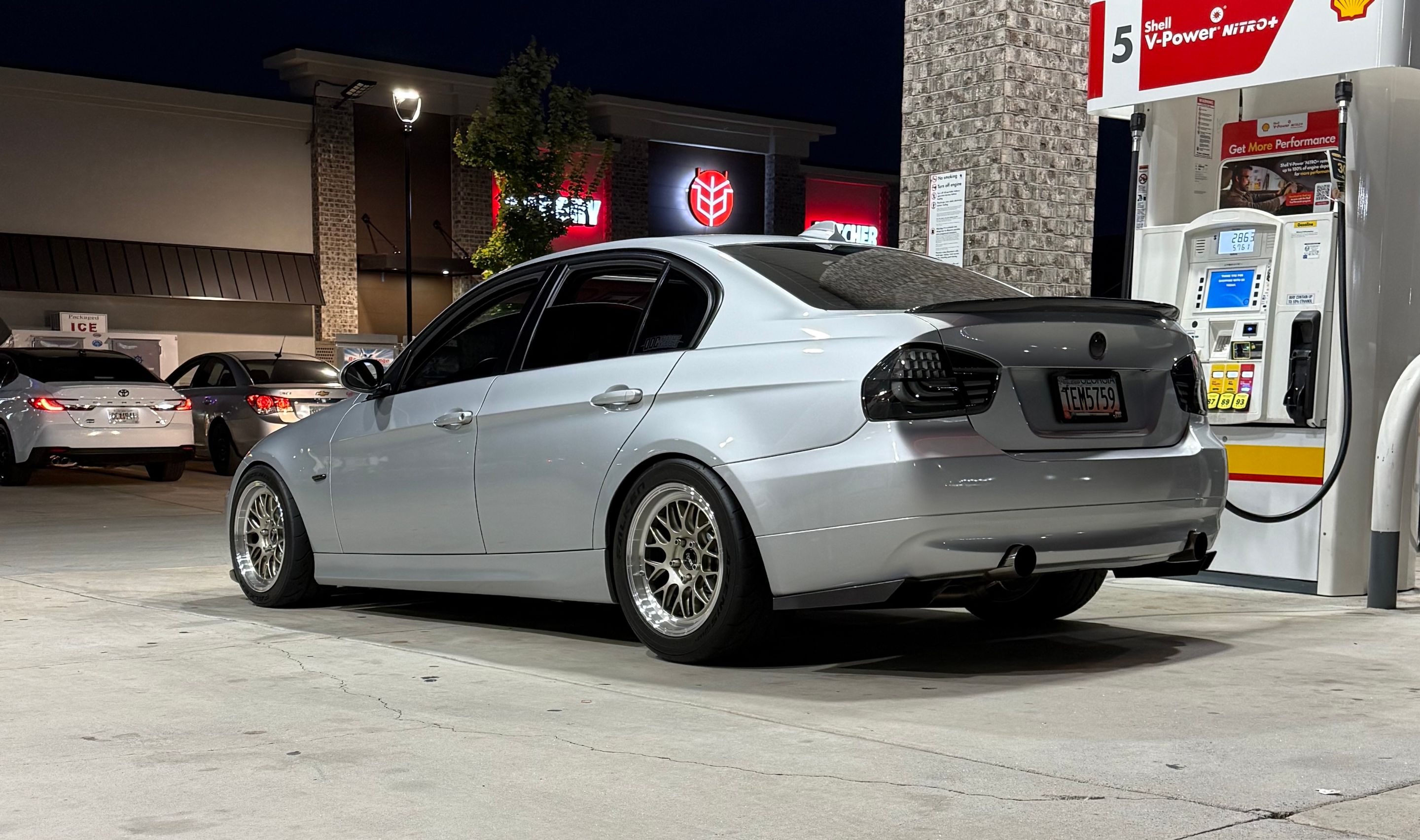 Silver BMW E90 Sedan 3 Series with 17" ML-10RT Apex wheels in Machined Lip Gloss Motorsport Gold