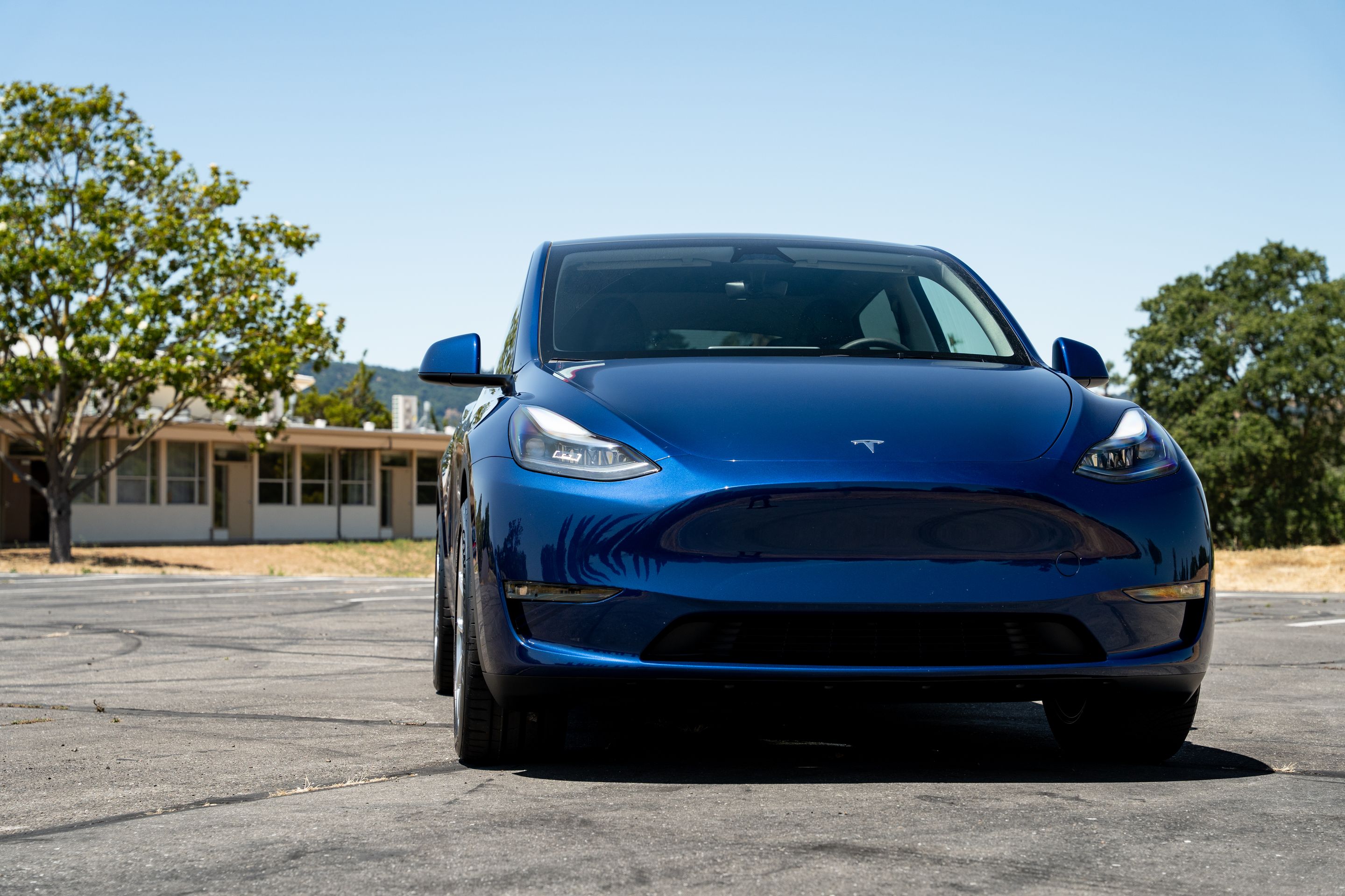 Blue Tesla Model Y RWD/AWD with 20" VS-5RX Apex wheels in Brushed Clear
