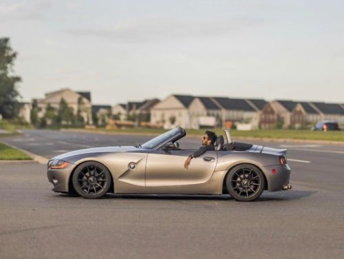 Grey BMW Z4 - SM-10 in Satin Black
