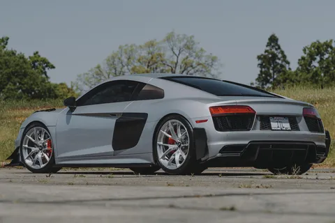 Audi Gen 2 R8 with 19