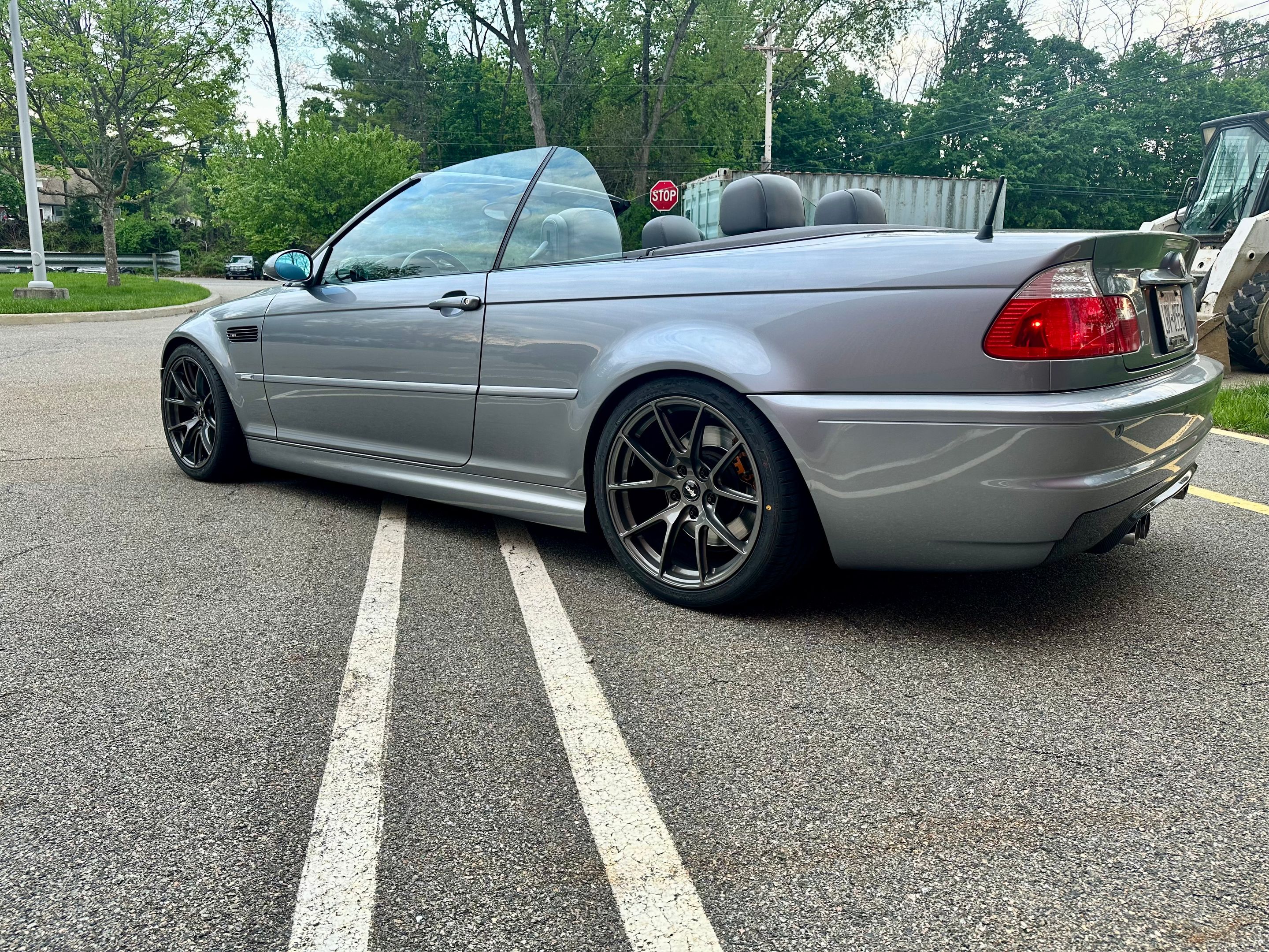 Grey BMW E46 M3 with 18" VS-5 Apex wheels in Anthracite