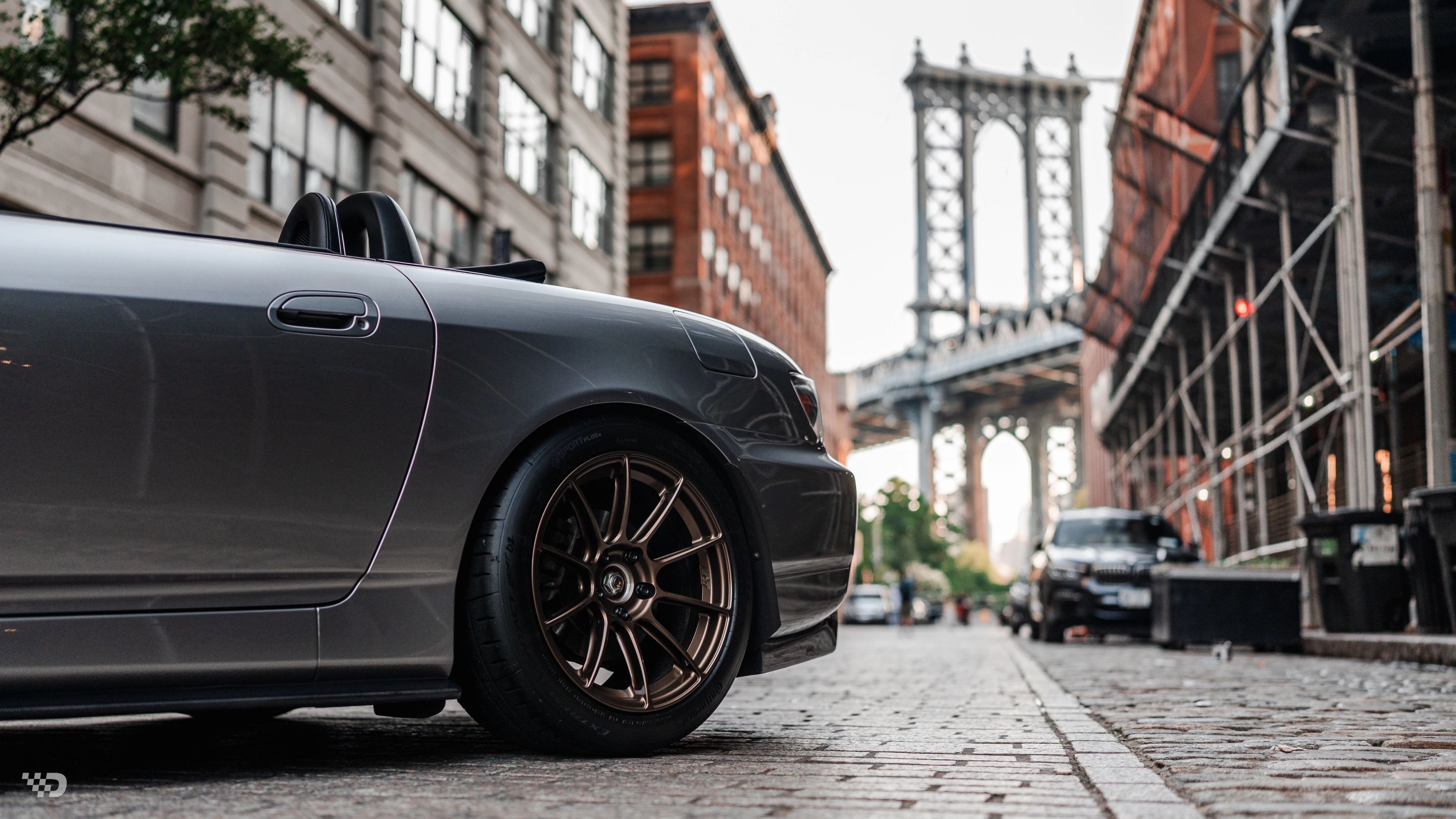 Grey Honda S2000 with 17" SM-10RS Apex wheels in Satin Bronze