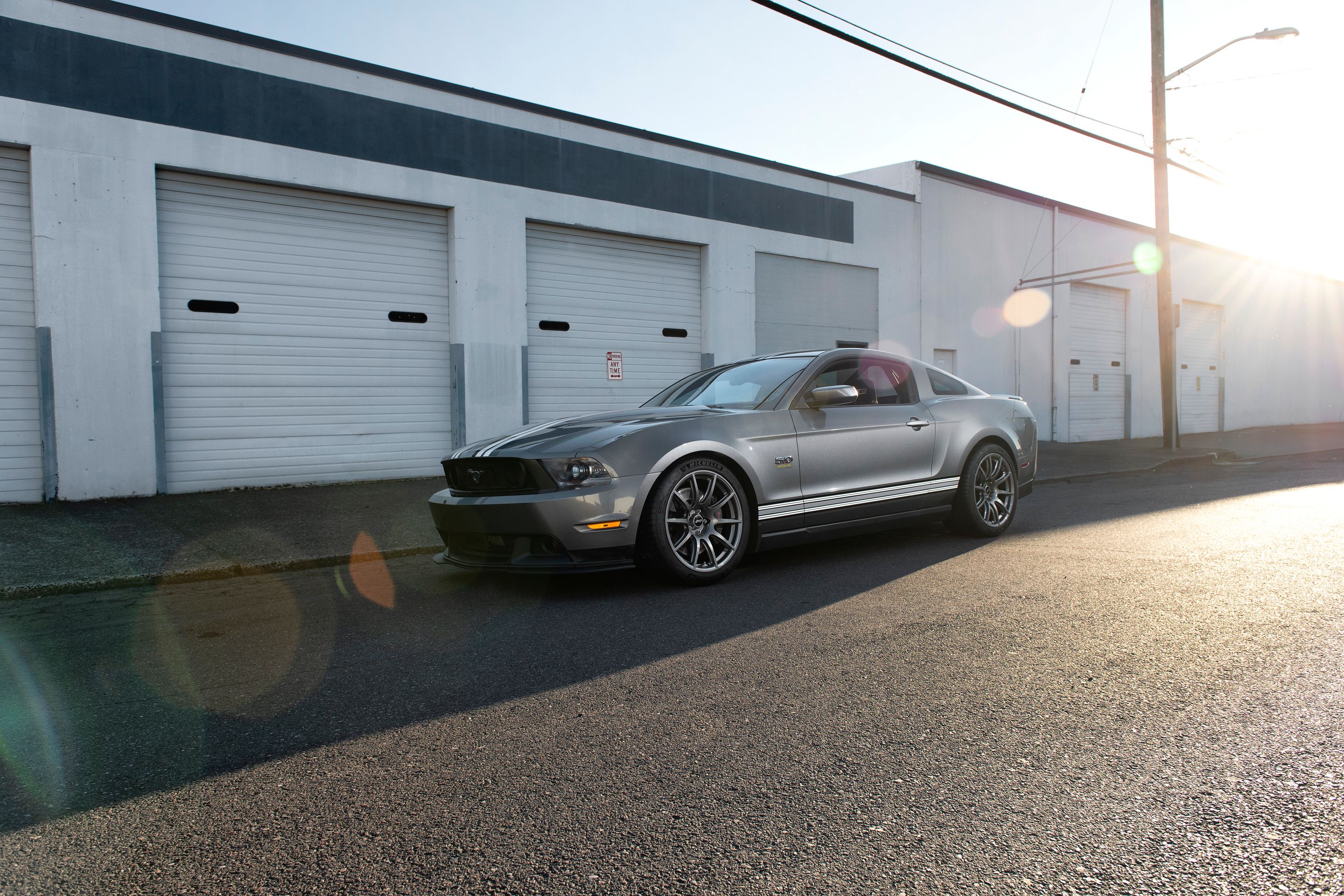 Grey Ford S197 Mustang GT with 19" SM-10 Apex wheels in Anthracite