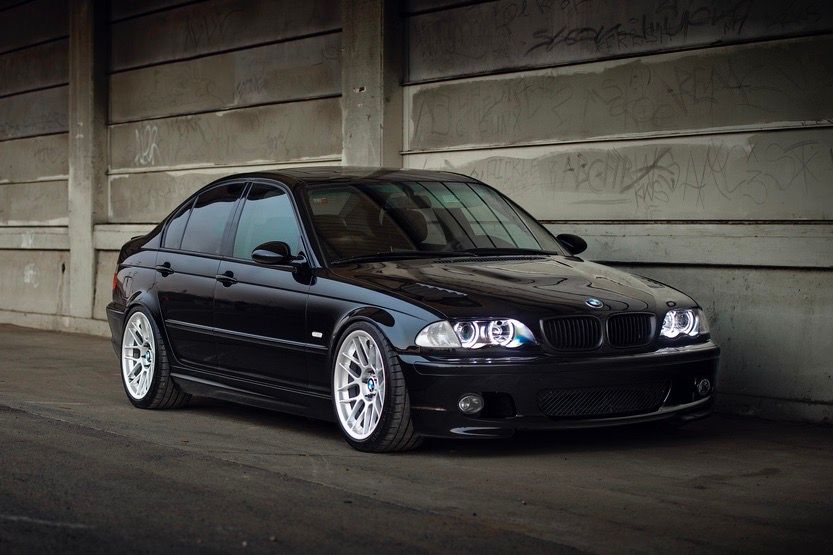 Black BMW E46 3 Series with 18" ARC-8 Apex wheels in Hyper Silver