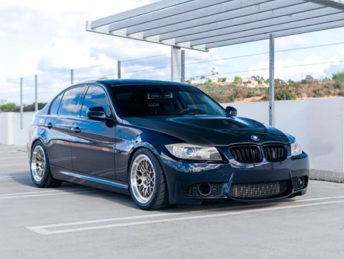 Black BMW 3 Series - ML-10RT in Machined Lip Gloss Motorsport Gold