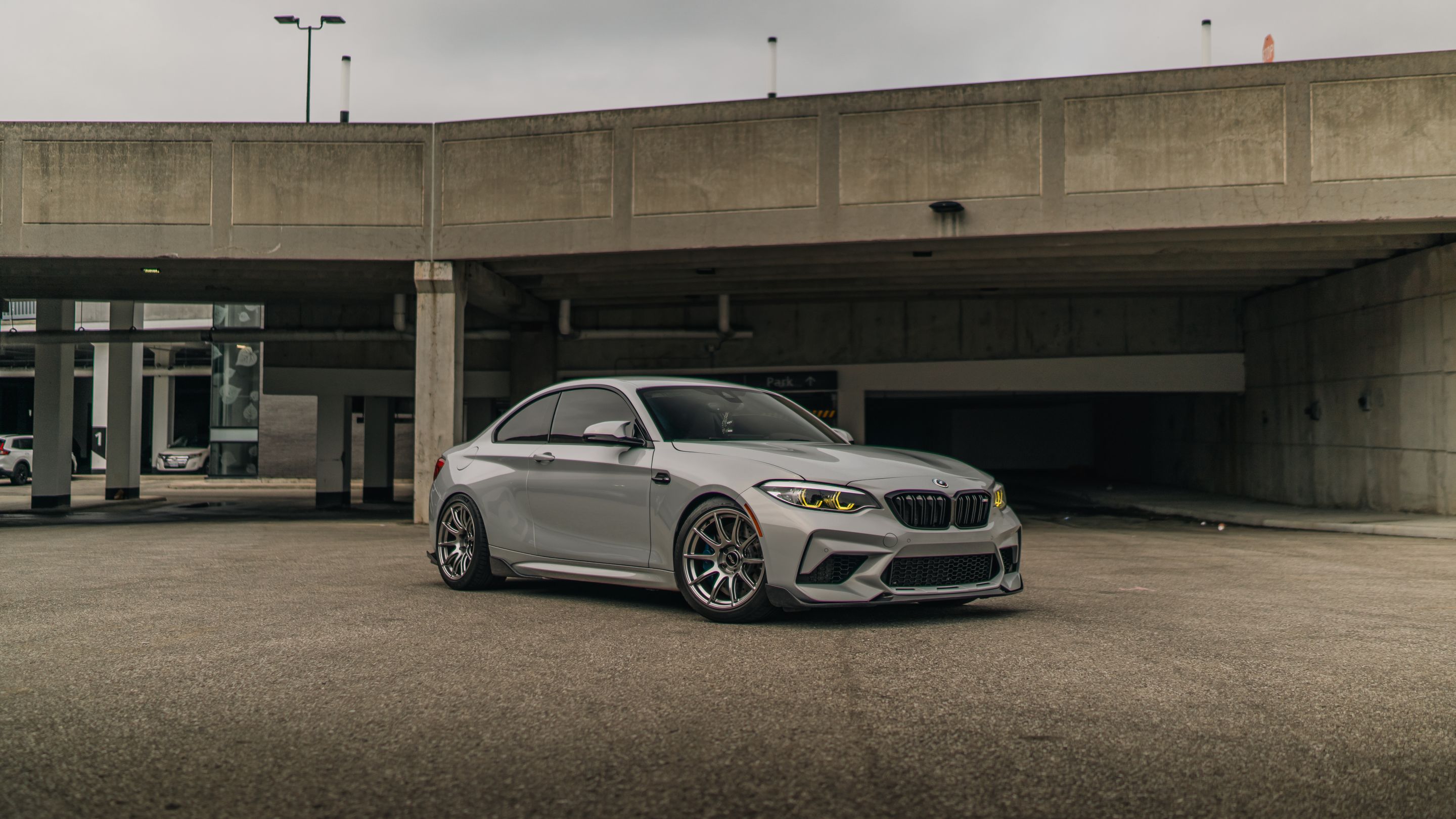 Silver BMW F87 M2 with 18" SM-10 Apex wheels in Anthracite