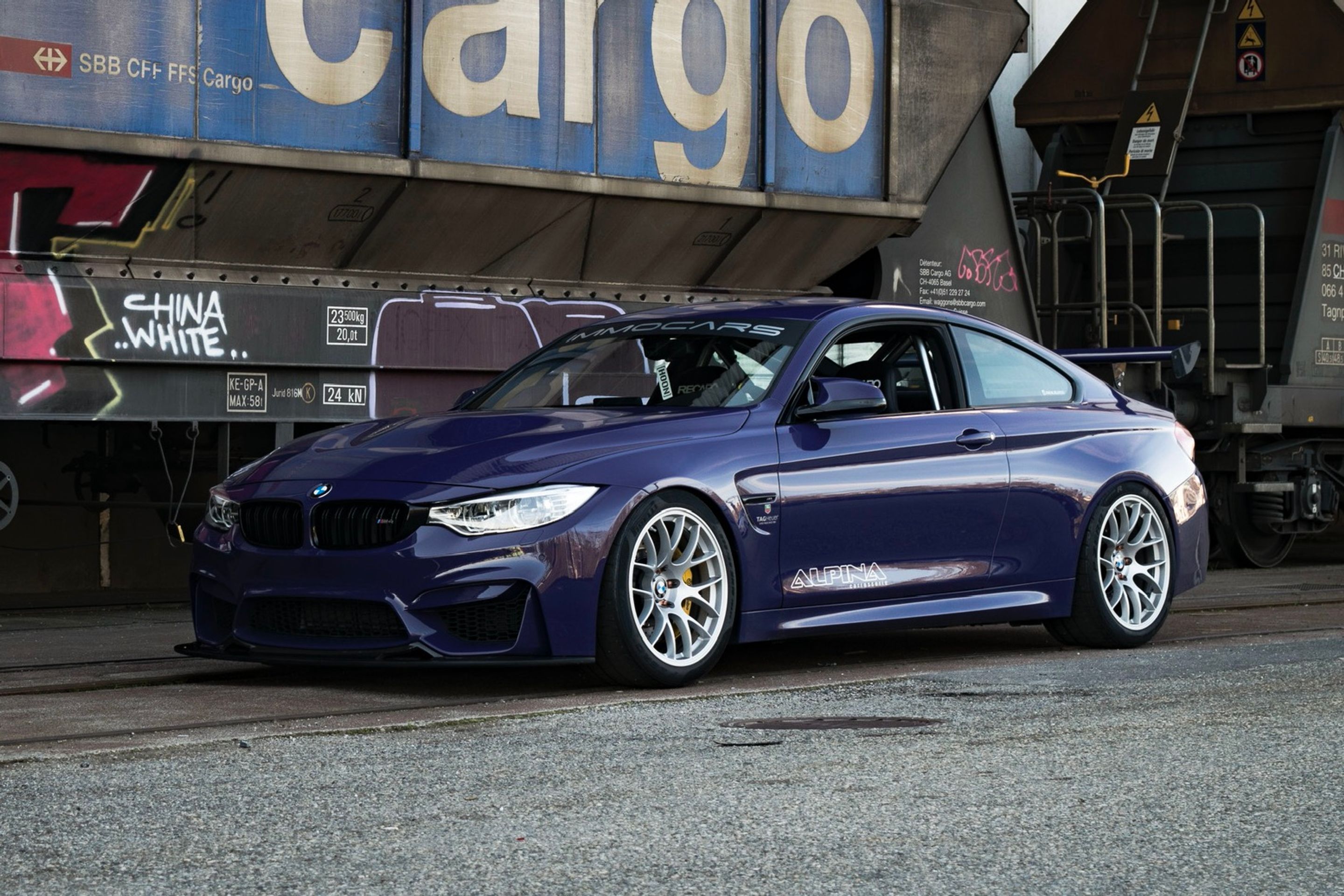 Purple BMW F82 Coupe M4 with 19" EC-7 Apex wheels in Race Silver