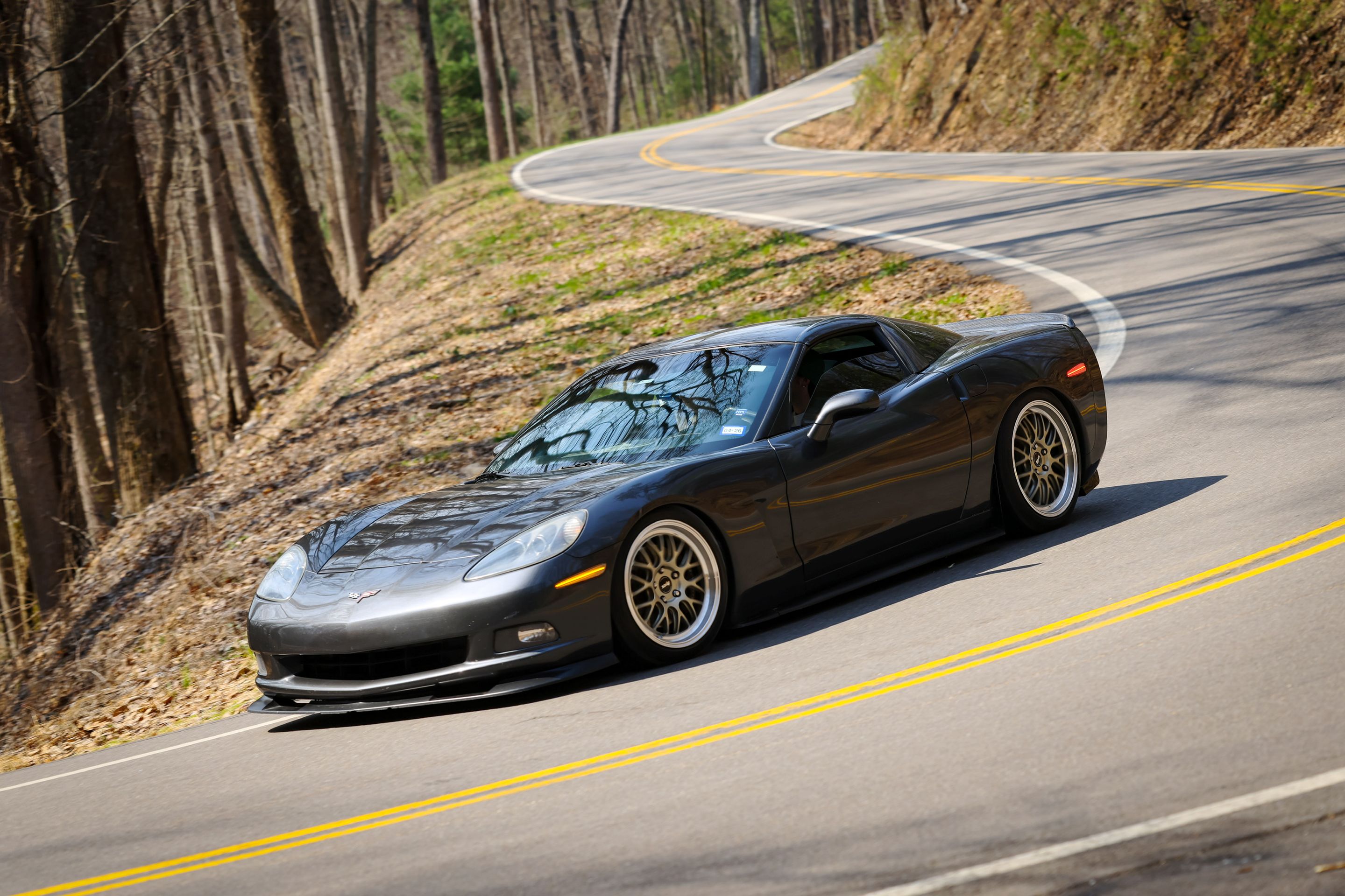 Grey Chevrolet C6 Corvette Base/Z51 with 18"/19" ML-10RT Apex wheels in Machined Lip Gloss Motorsport Gold