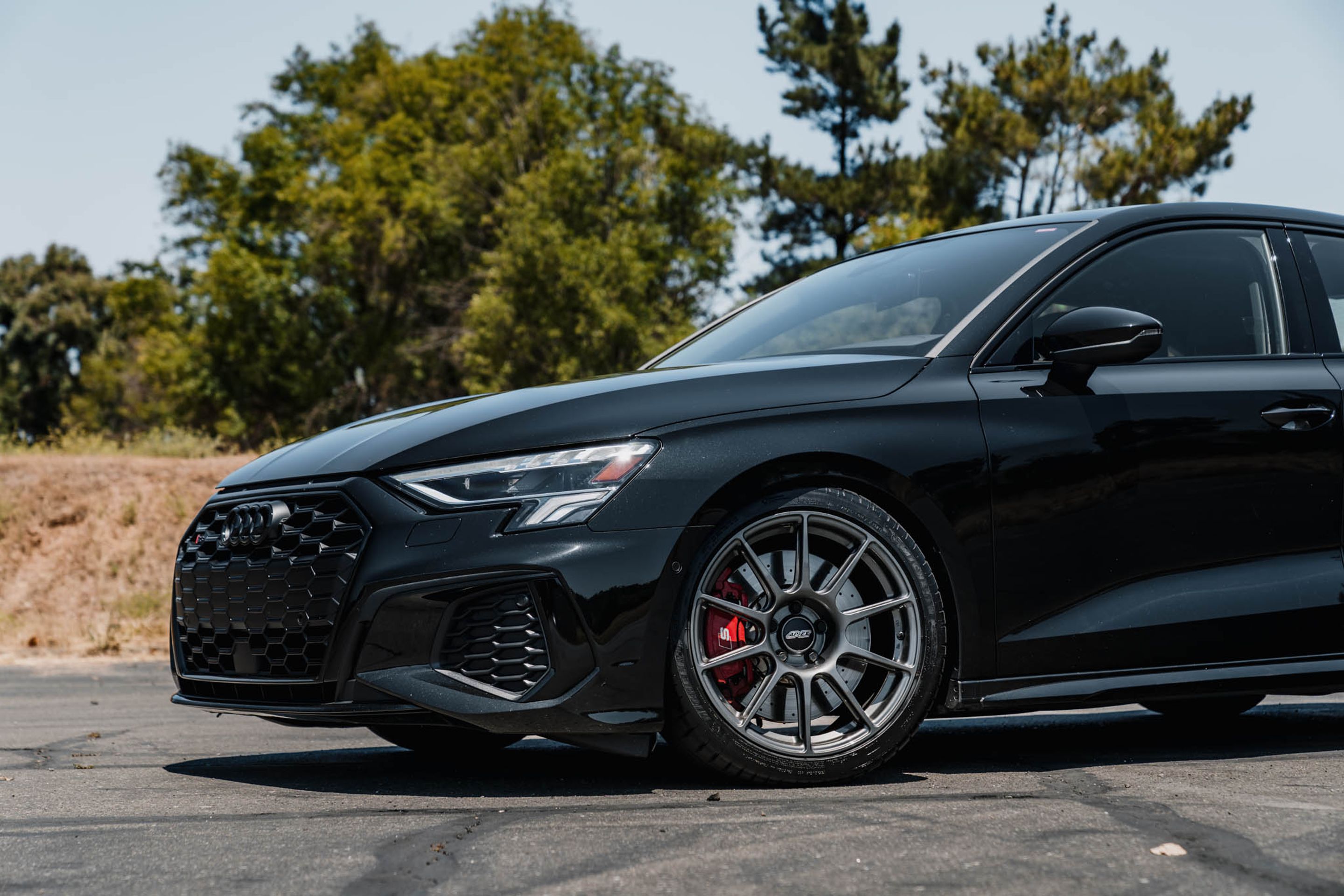 Black Audi 8Y S3 with 18" SM-10 Apex wheels in Anthracite