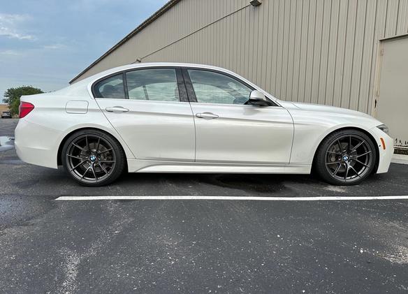 BMW F30 Sedan 3 Series with 19" VS-5RS in Anthracite