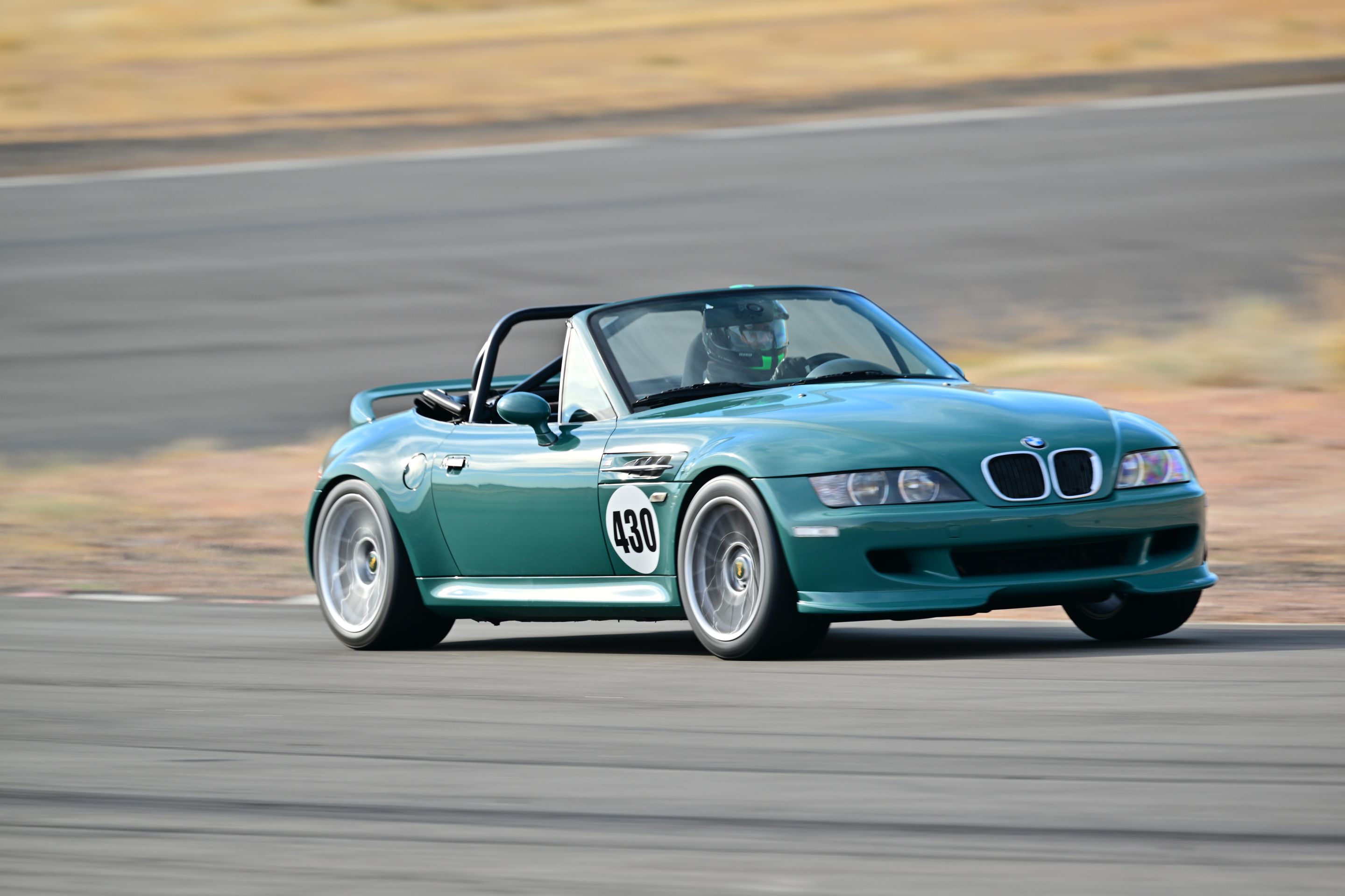 Green BMW E36/7 Roadster Z3 M with 17" ARC-8 Apex wheels in Race Silver