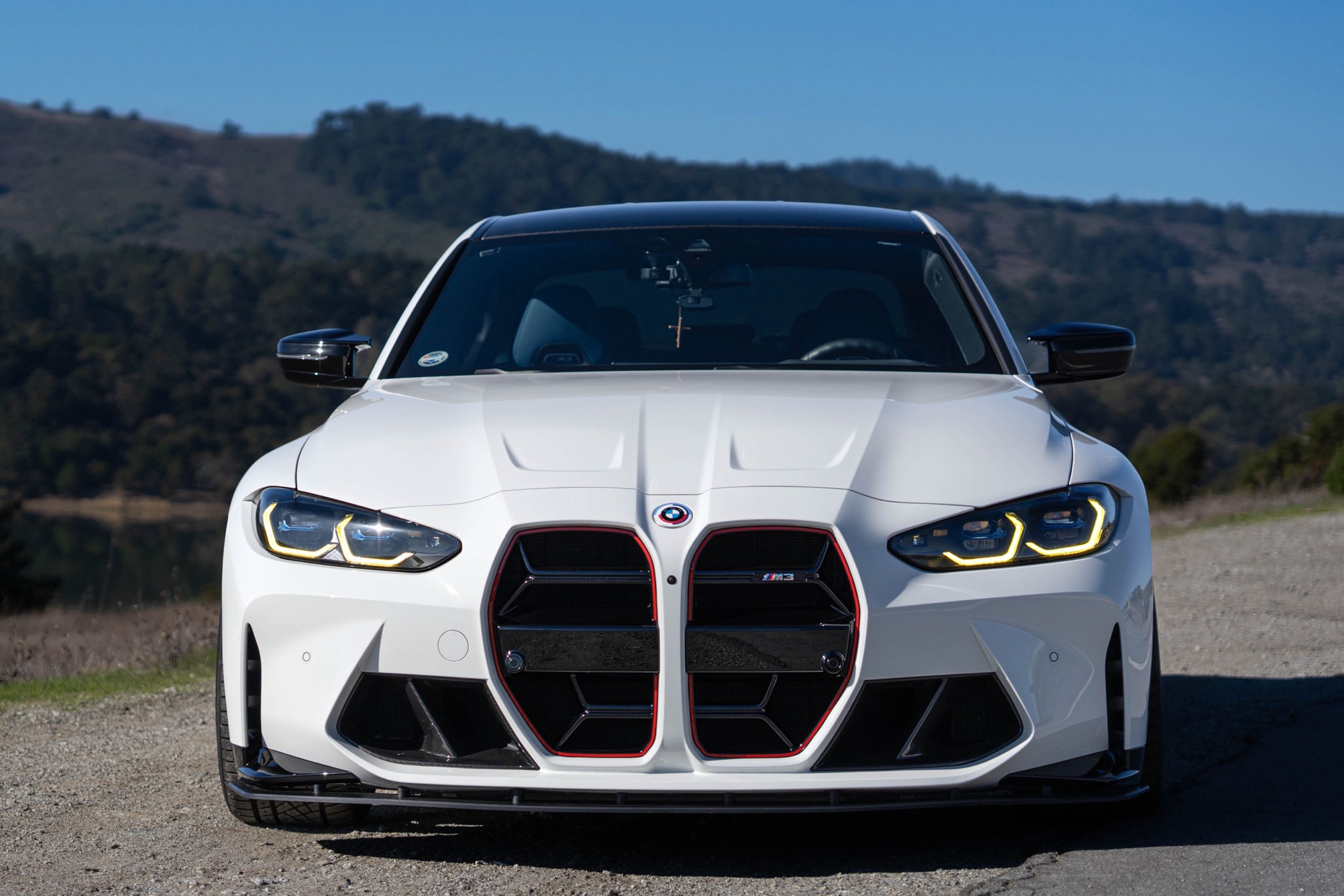 White BMW G80 M3 with 20" VS-5RS Apex wheels in Motorsport Gold