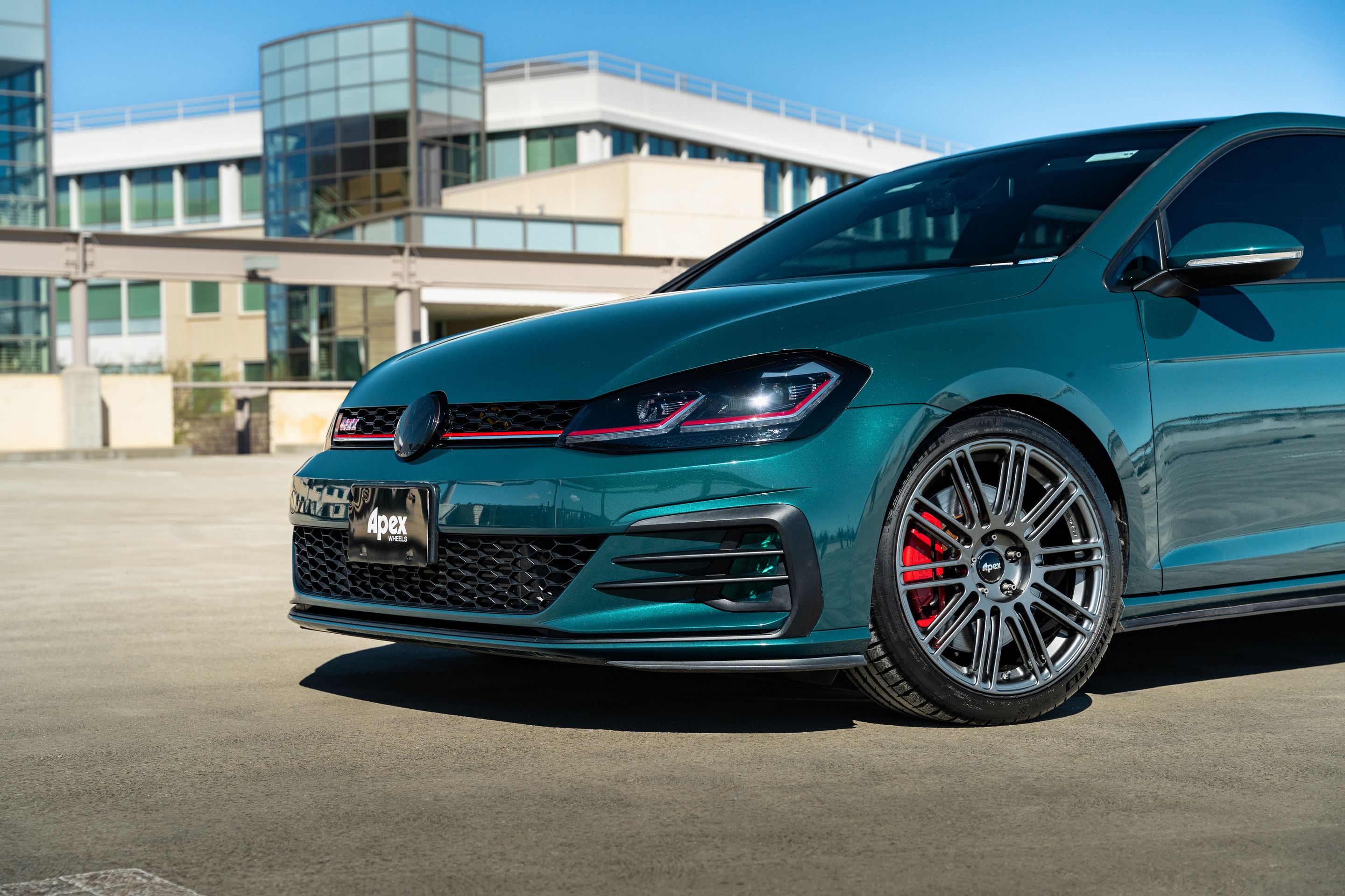 Green VW MK7 GTI with 18" TC-10RT Apex wheels in Anthracite
