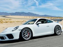 White Porsche 911 - EC-7RS in Race Silver