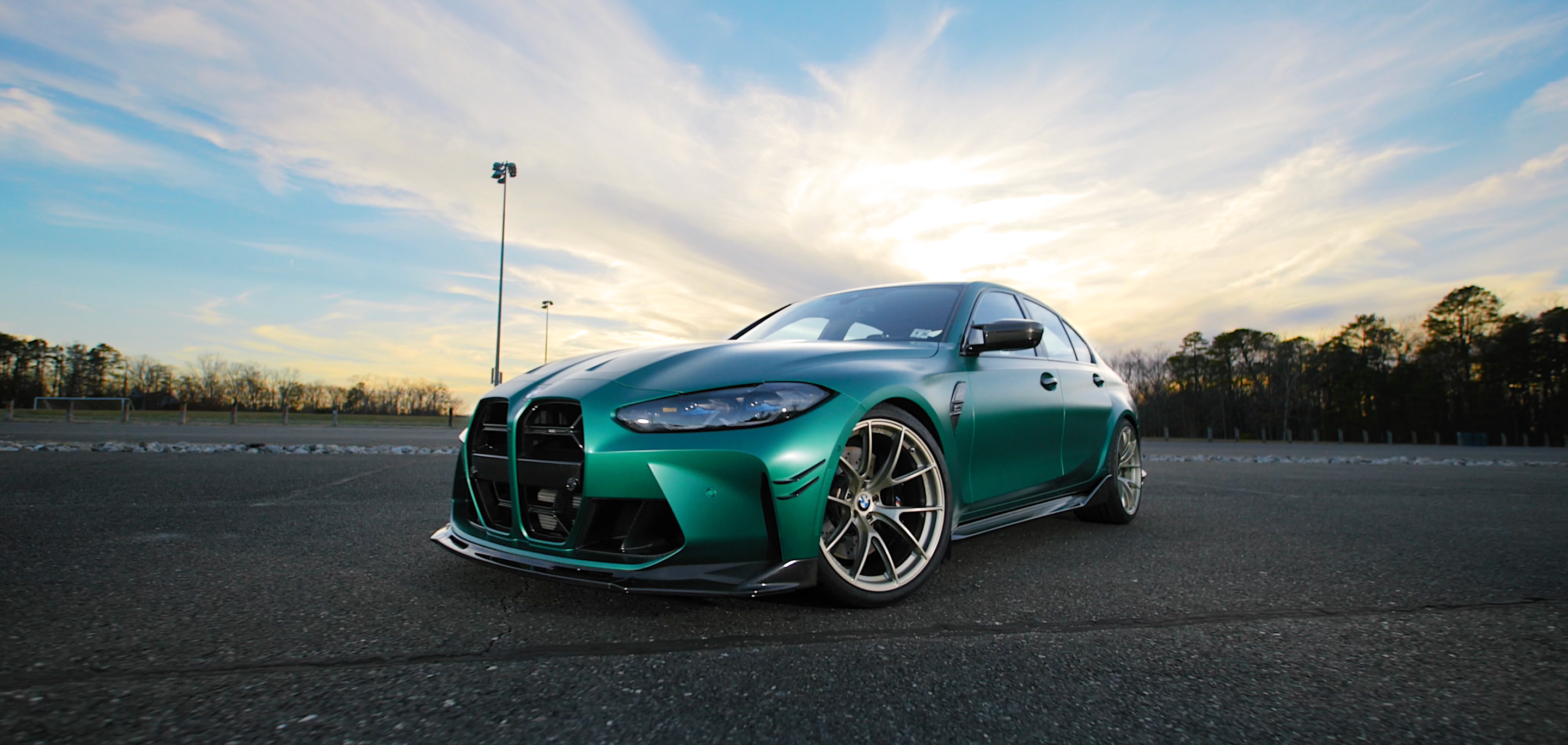Green BMW G80 M3 with 20" VS-5RS Apex wheels in Motorsport Gold
