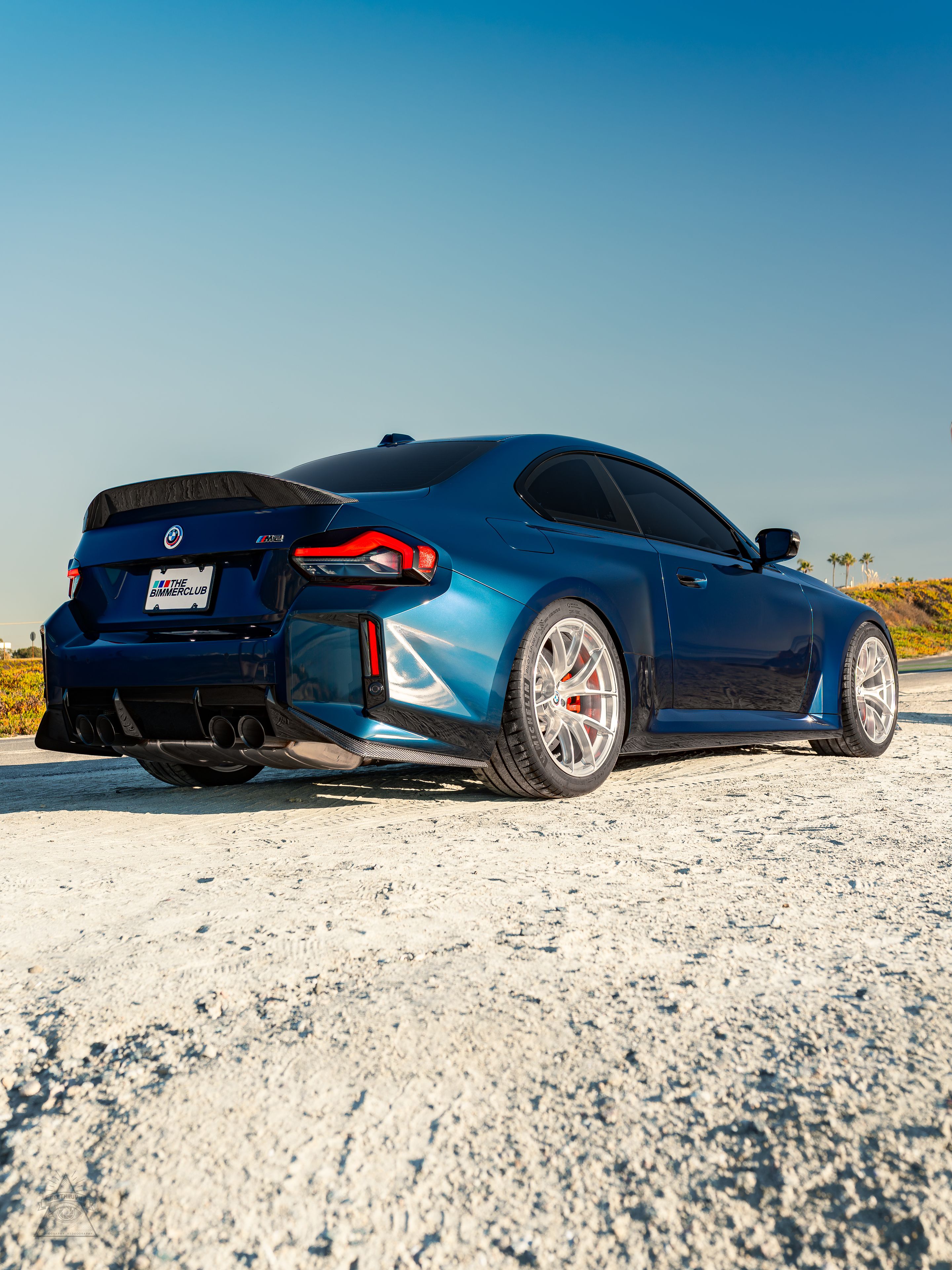 Blue BMW G87 M2 with 19" VS-5RS Apex wheels in Brushed Clear