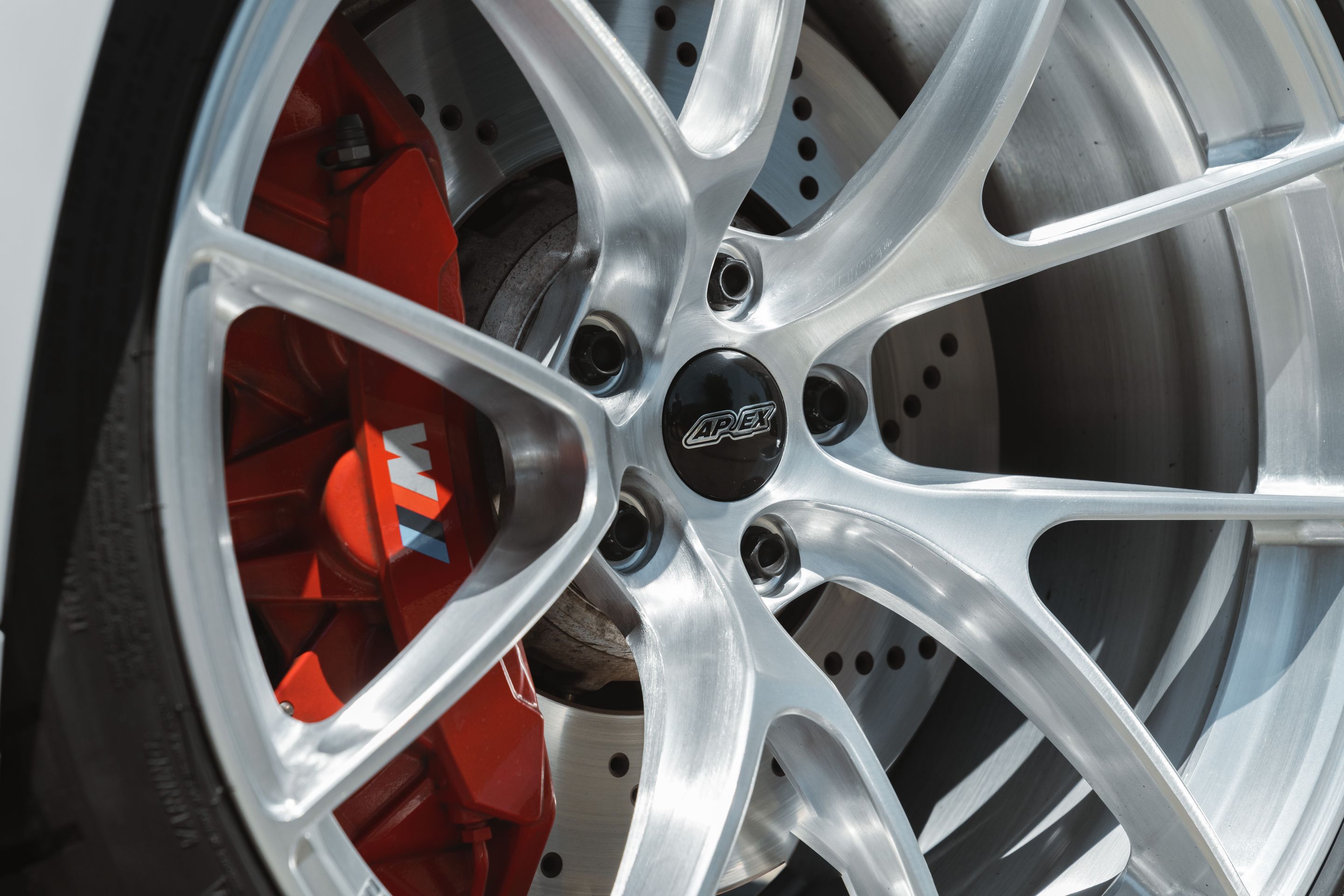 White BMW G82 Coupe M4 with 20" VS-5RS Apex wheels in Brushed Clear