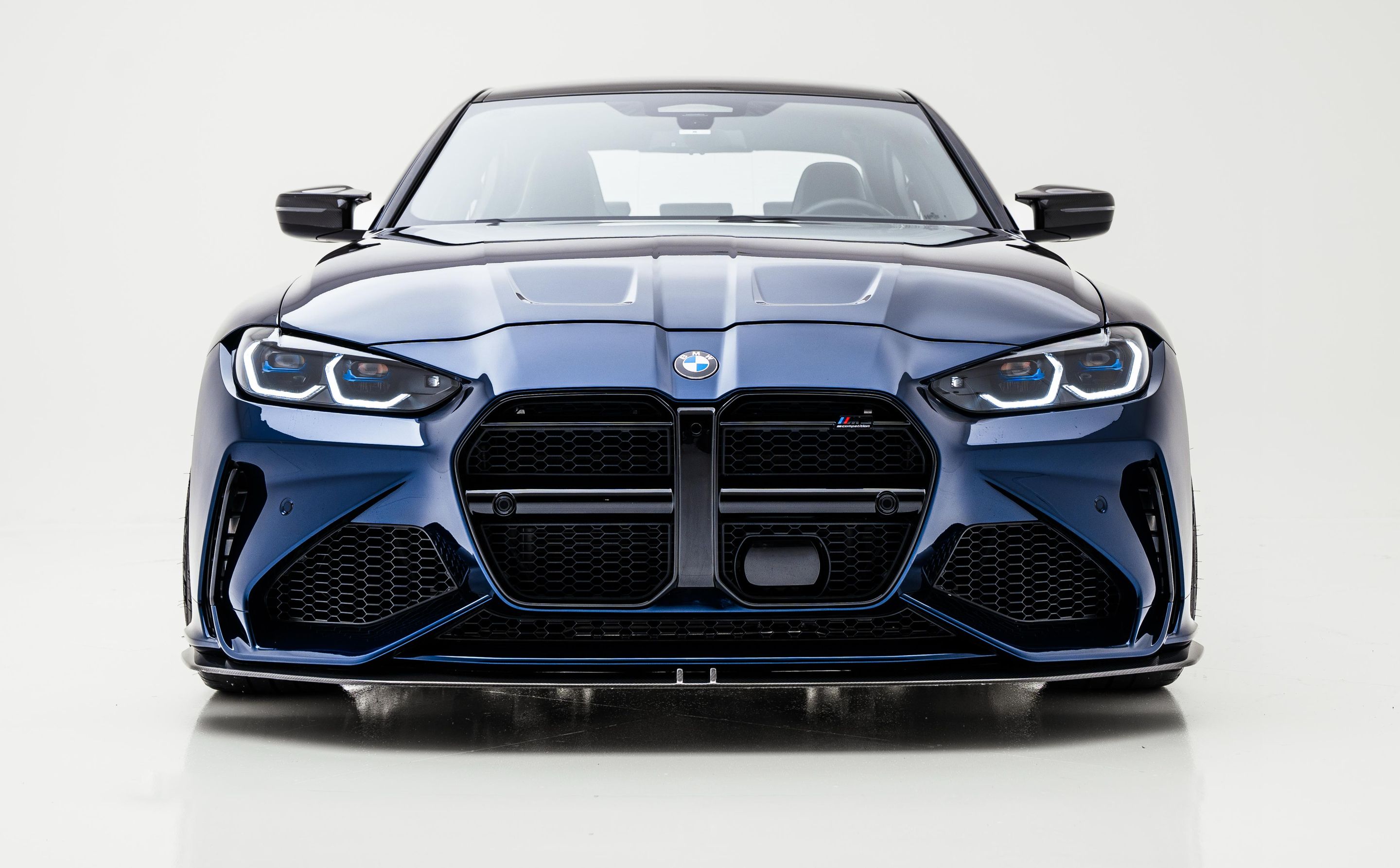 Blue BMW G80 M3 with 19" ML-10RT Apex wheels in Machined Lip Race Silver