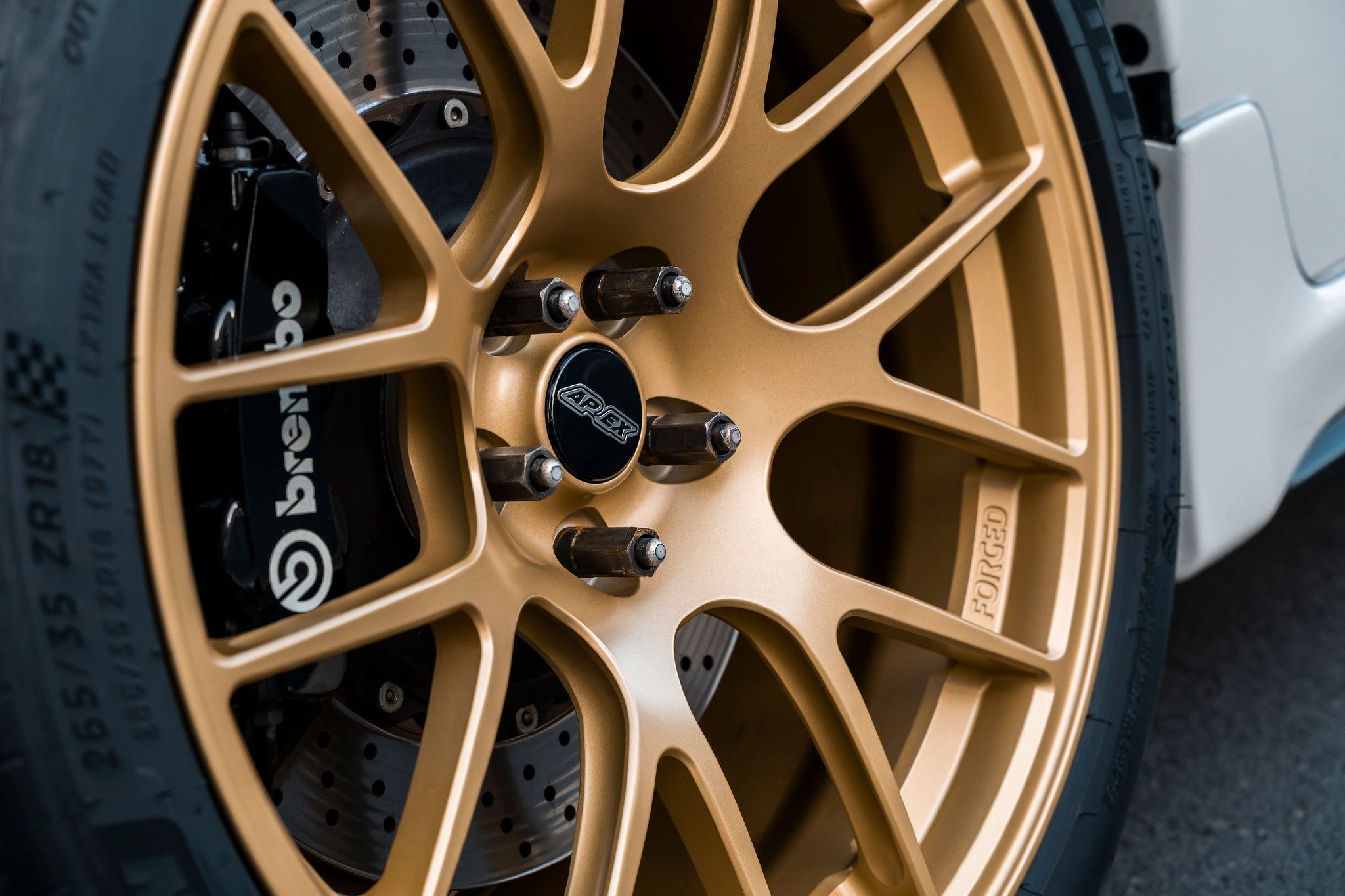 White Scion FR-S with 18" EC-7R Apex wheels in Satin Gold