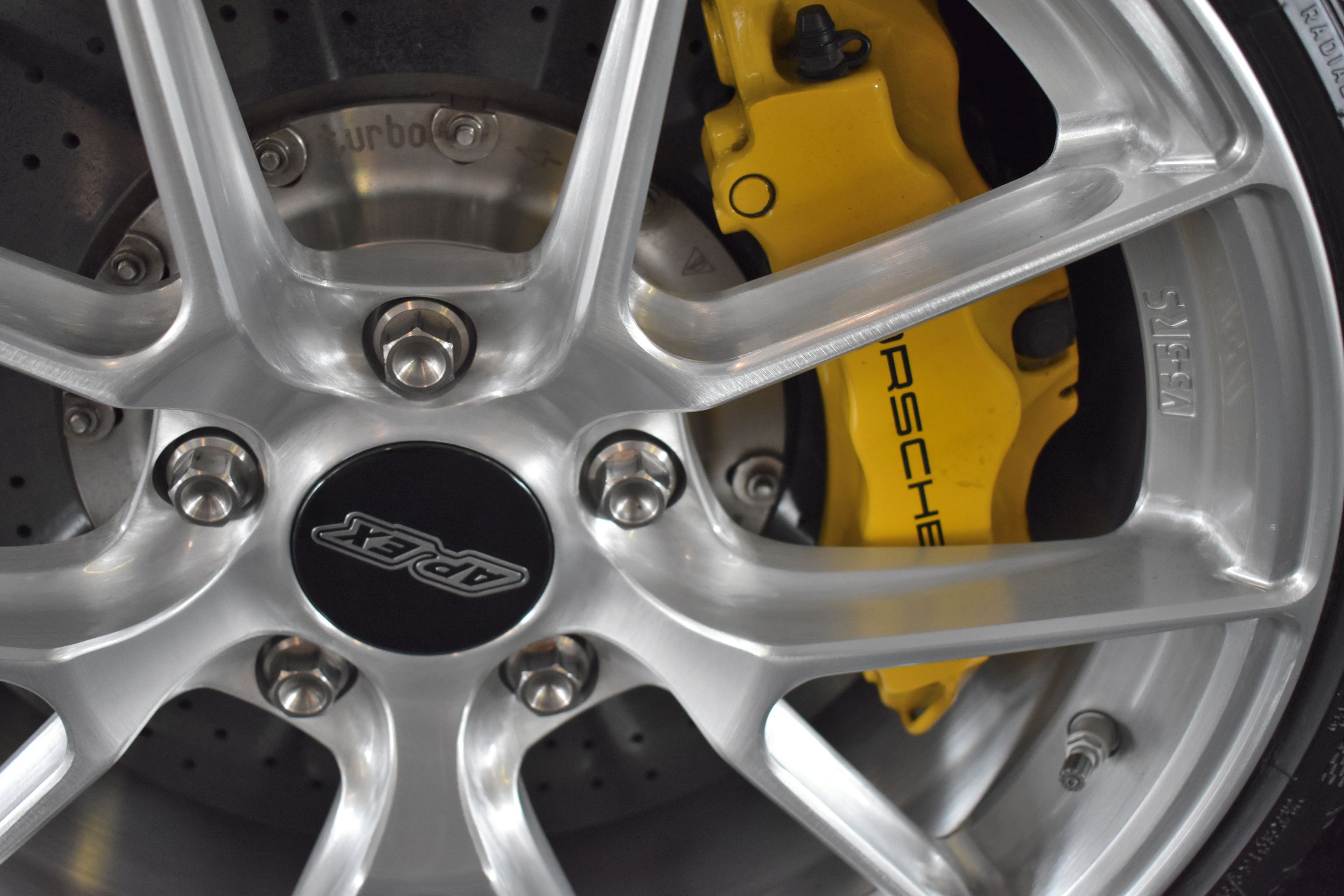 Grey Porsche 911 997 Turbo with 19" VS-5RS Apex wheels in Brushed Clear