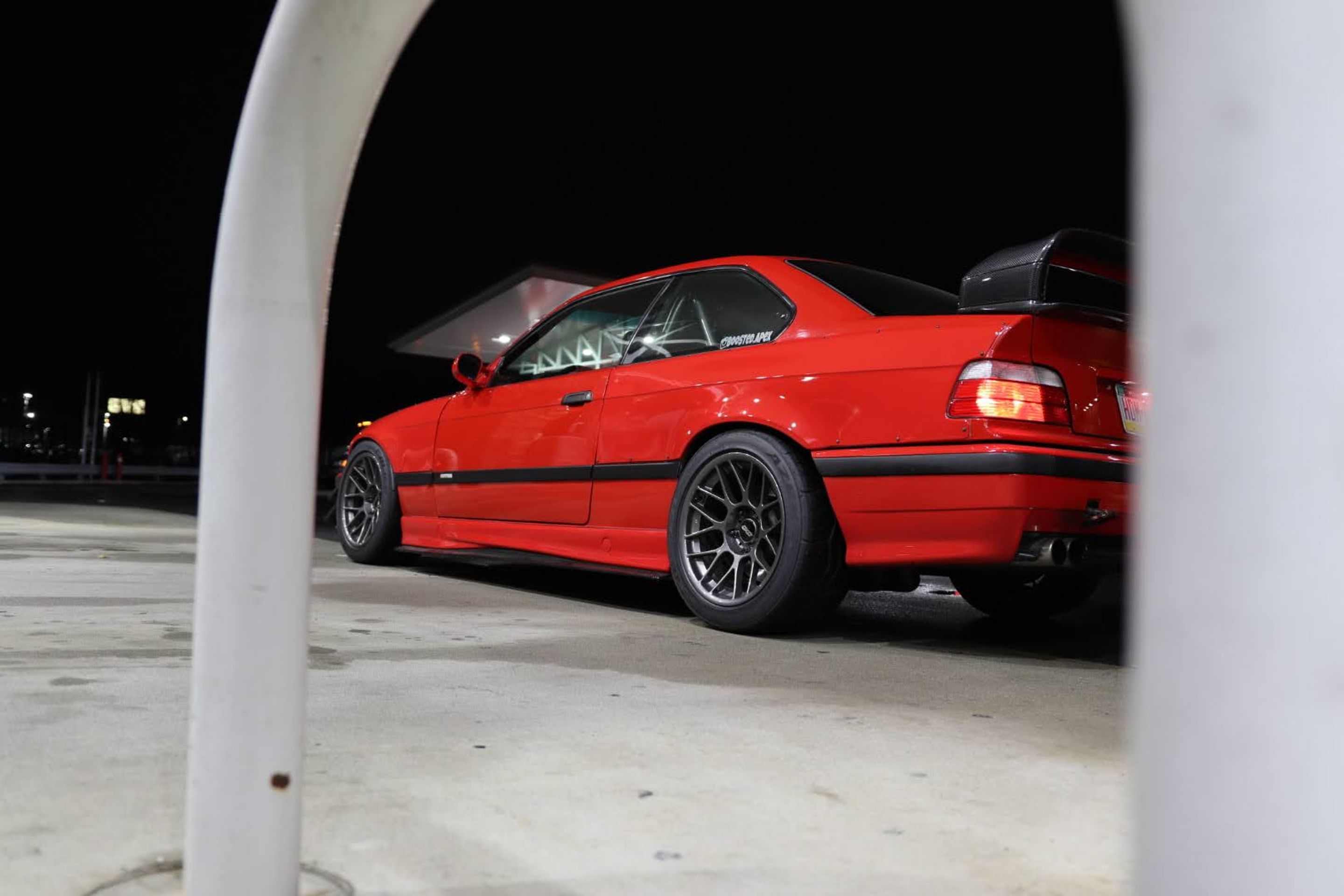 Red BMW E36 M3 with 17" ARC-8 Apex wheels in Anthracite
