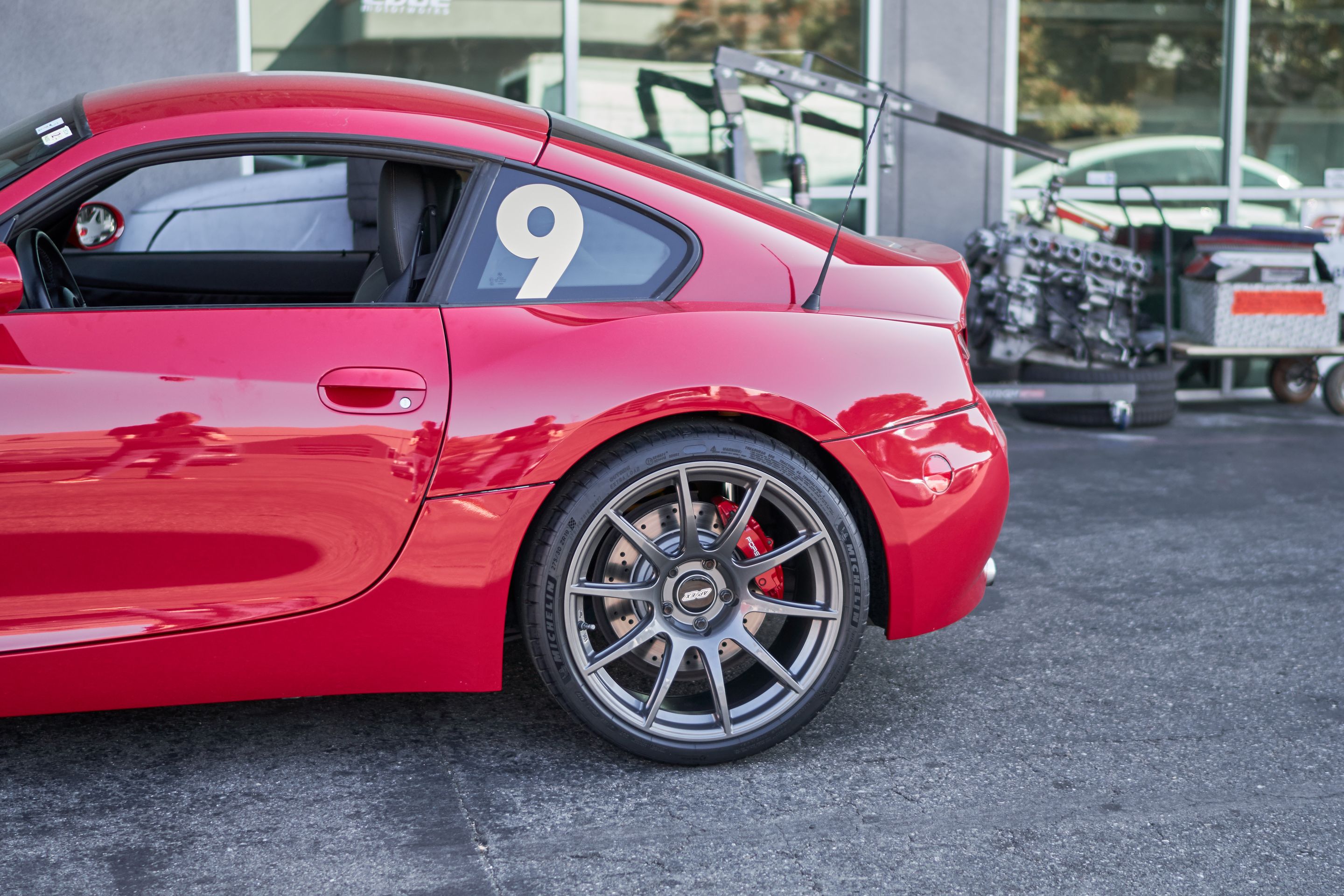 Red BMW E86 Coupe Z4 M with 19" SM-10 Apex wheels in Anthracite