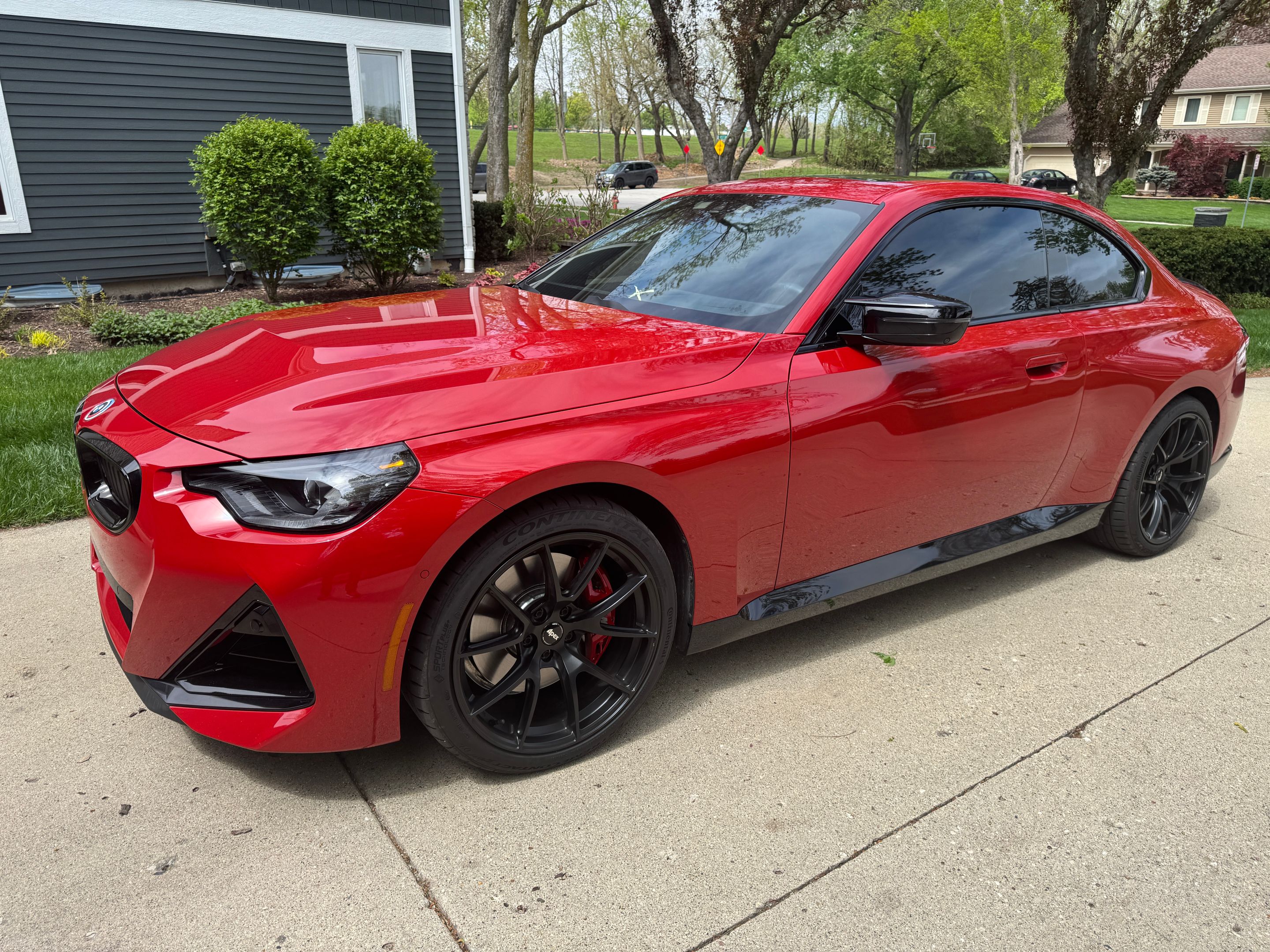 Red BMW G42 2 Series with 19" VS-5 Apex wheels in Satin Black