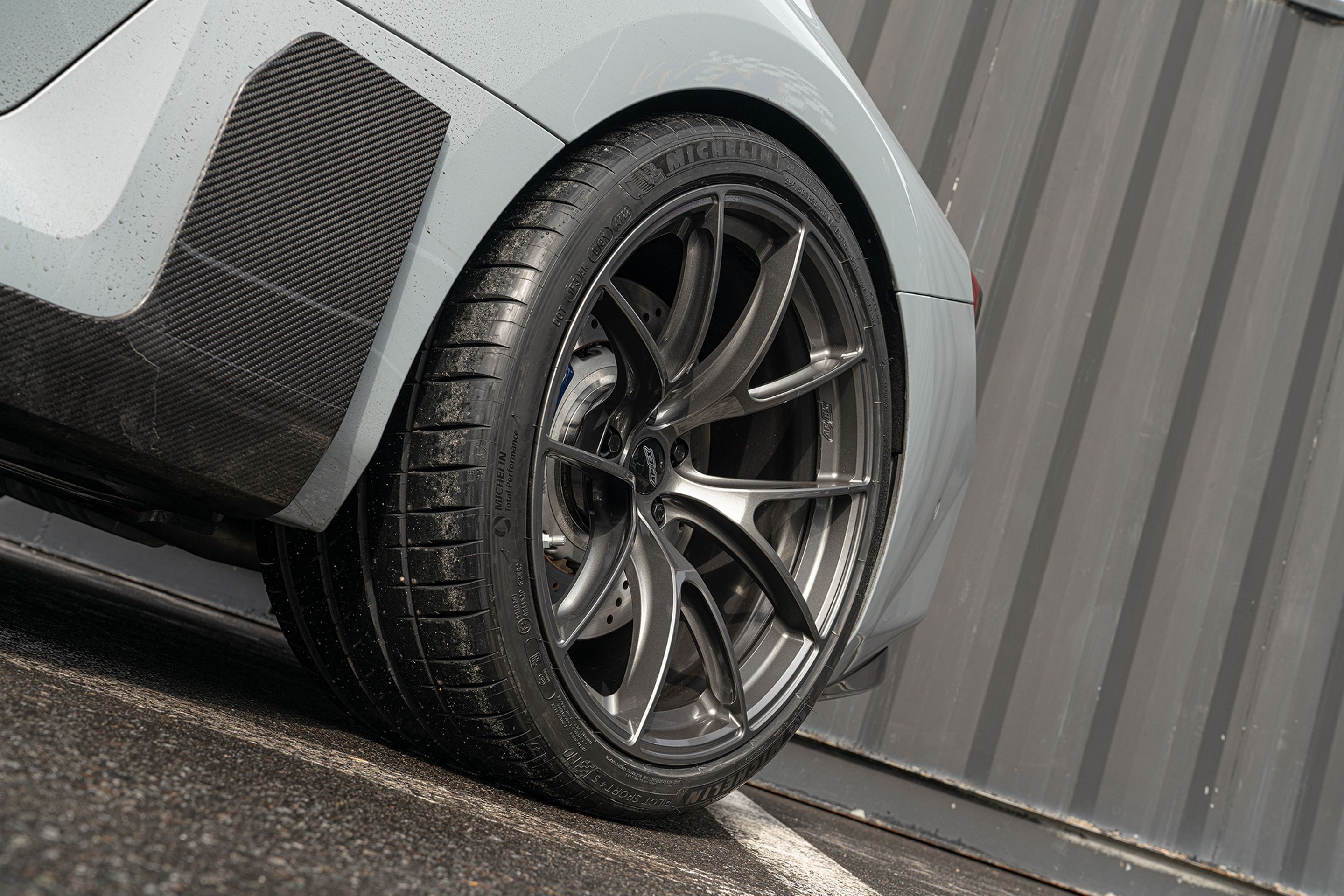 Grey BMW G87 M2 with 20" VS-5RS Apex wheels in Anthracite