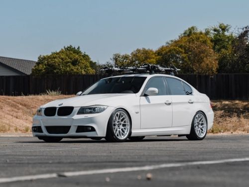 White BMW 3 Series - ARC-8 in Hyper Silver