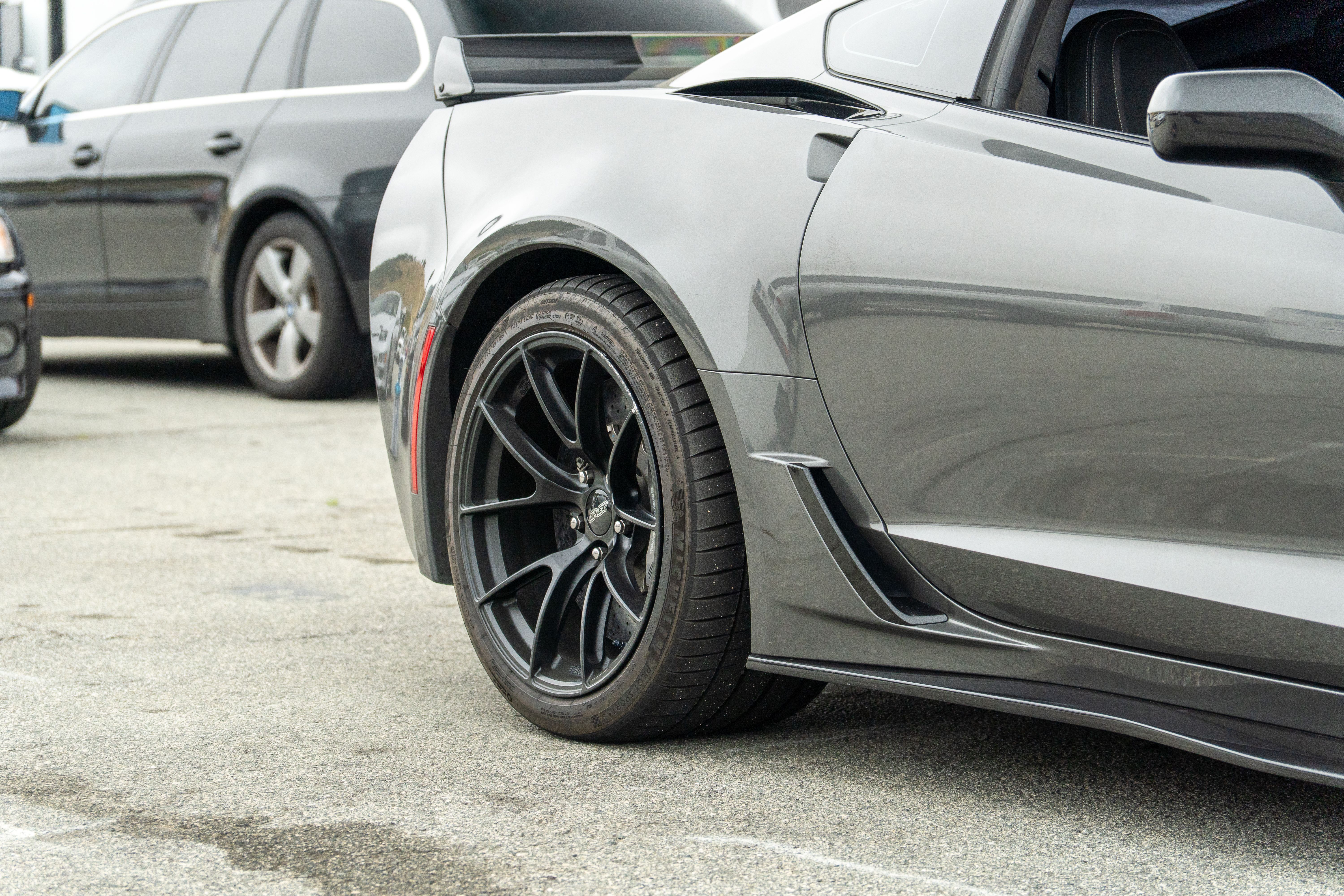 Chevrolet C7 Corvette Z06 with 19